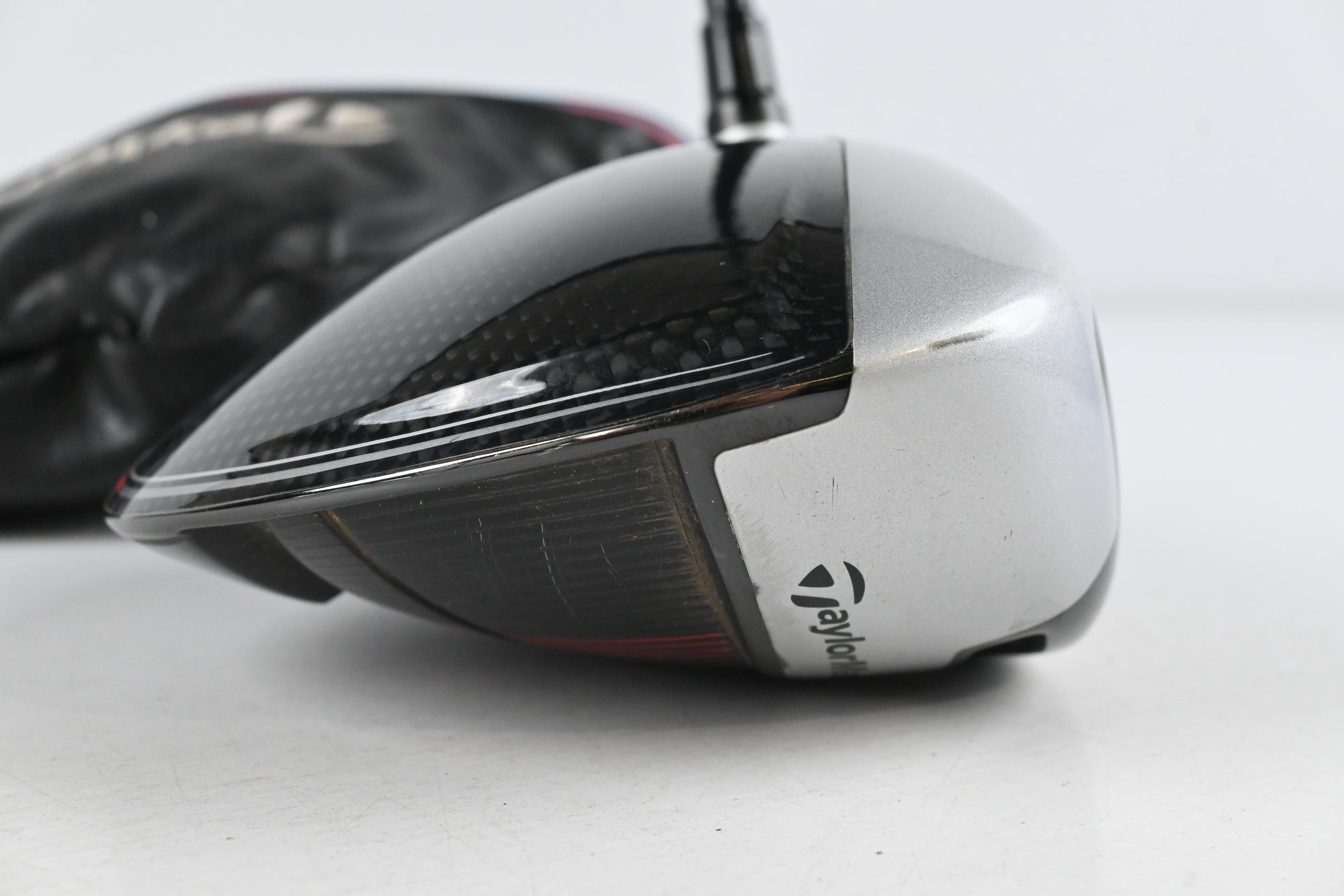 Taylormade M4 Driver / 10.5 Degree / Regular Flex Fujikura Atmos Red 5 Shaft
