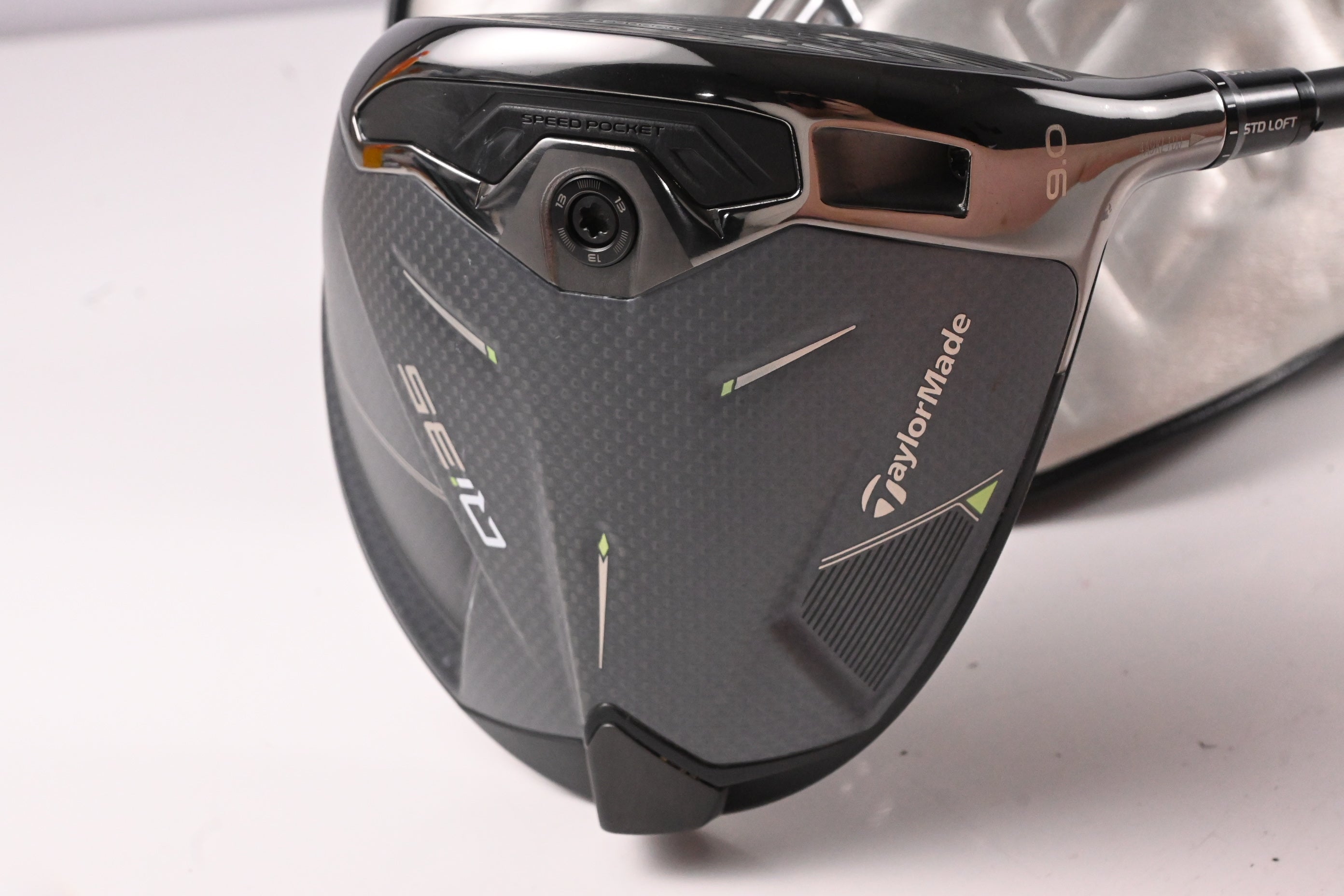 Taylormade Qi35 Driver / 9 Degree / Stiff Flex Fujikura Ventus Blue 5 Shaft