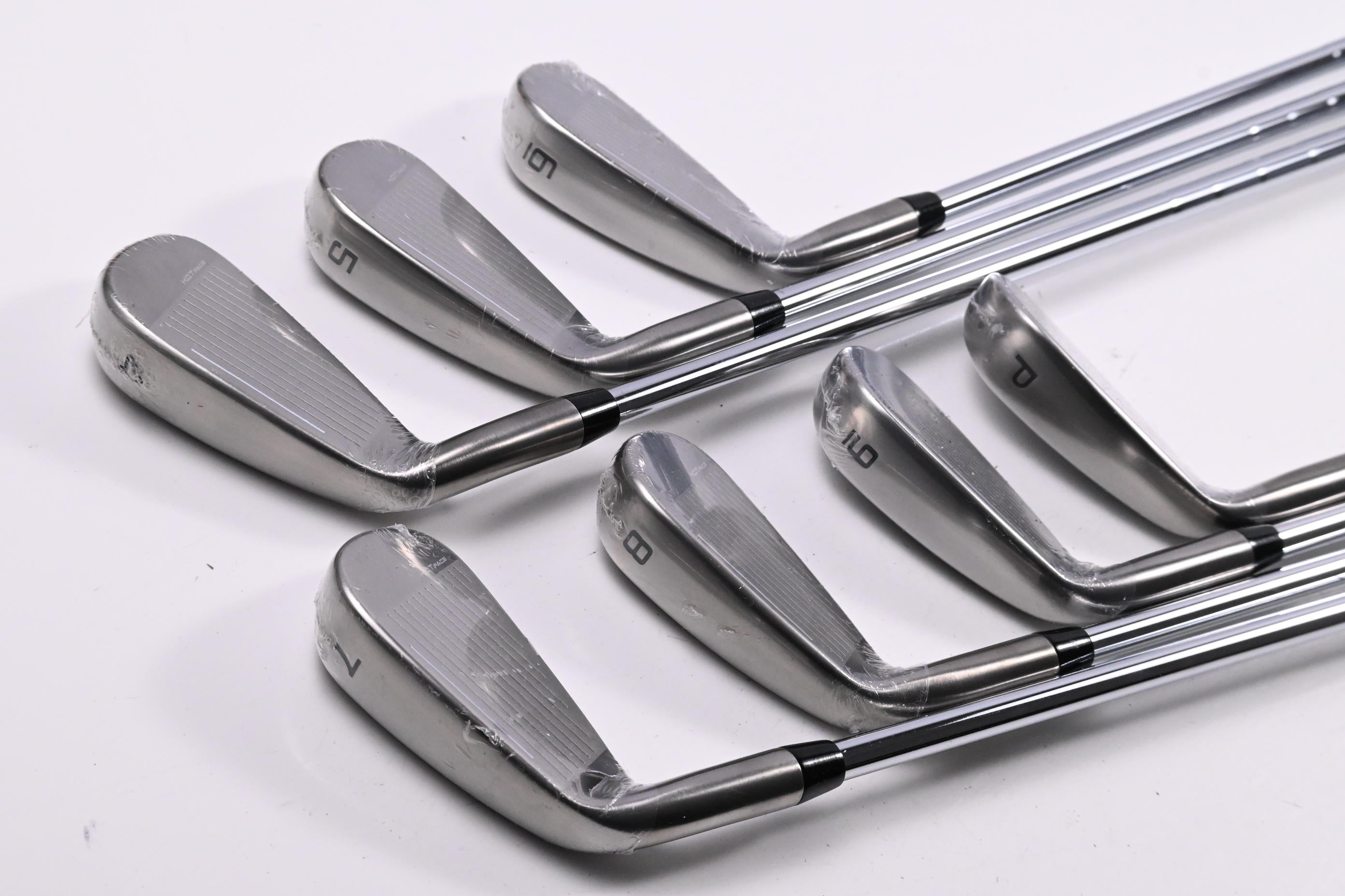 Cobra DS-Adapt Irons / 4-PW / Regular Flex KBS Tour Lite Shafts