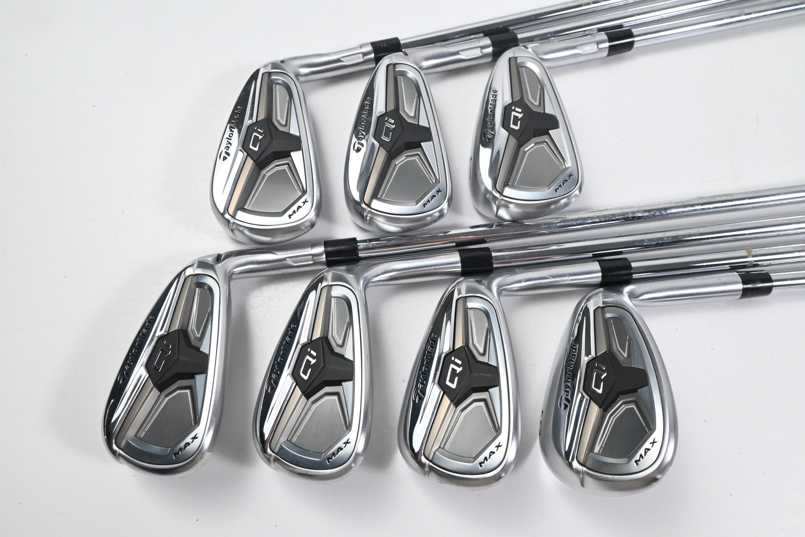 Taylormade Qi Max Irons / 5-PW+SW / Regular Flex KBS MAX MT 85 Shafts