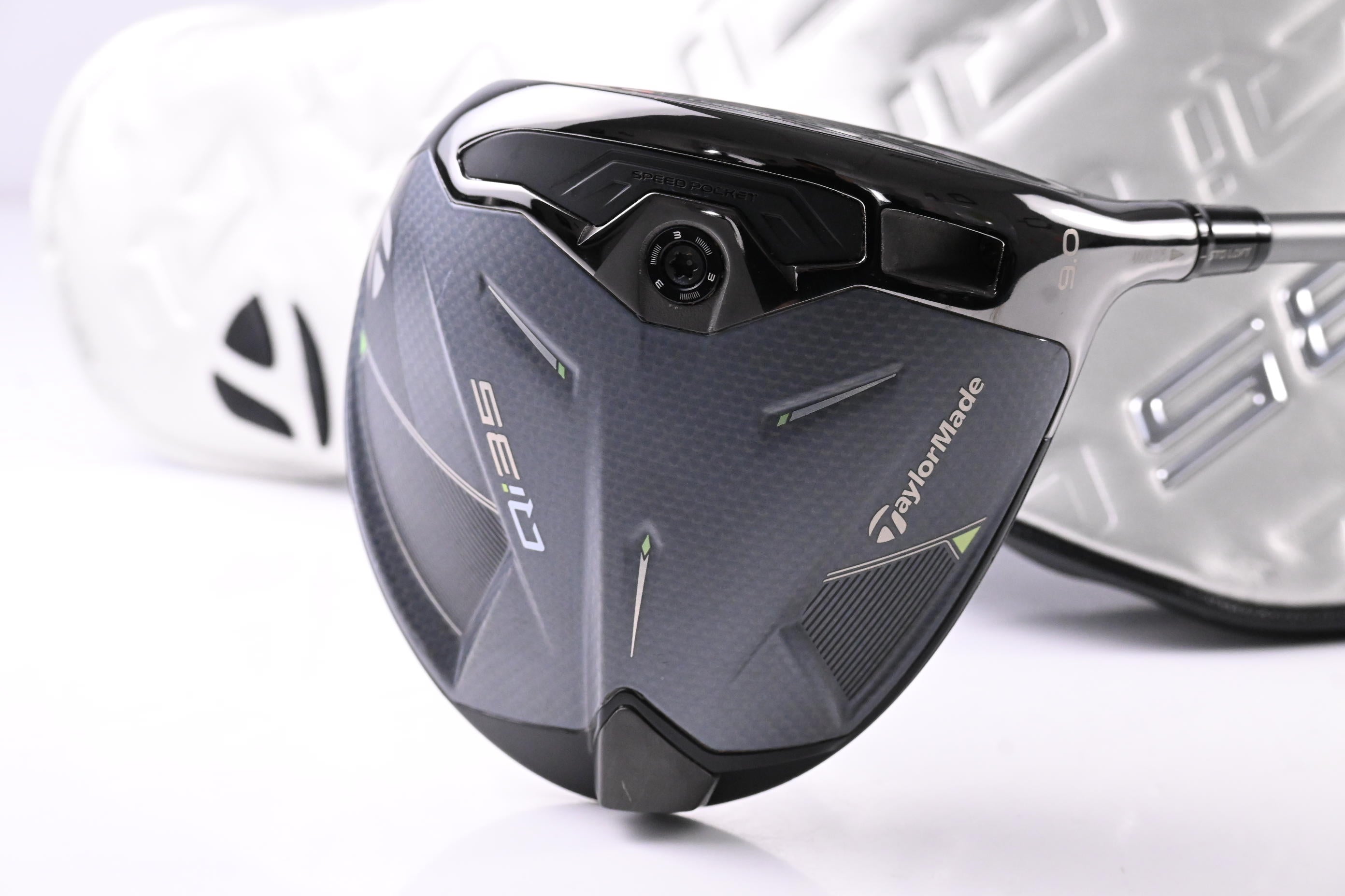Taylormade Qi35 Driver / 9 Degree / Stiff Flex Fujikura Air Speeder 50 Shaft