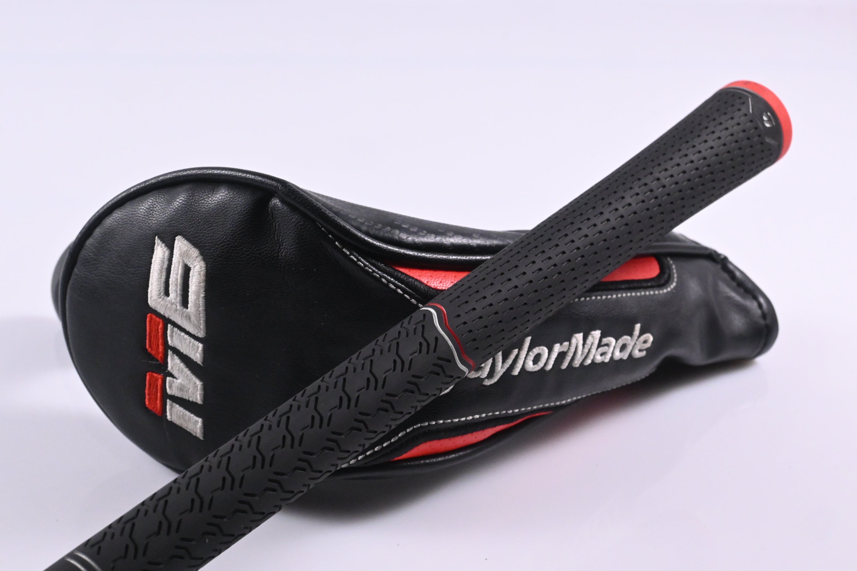 Taylormade M6 #5 Hybrid / 25 Degree / Regular Flex Fujikura Atmos Orange 6 Shaft