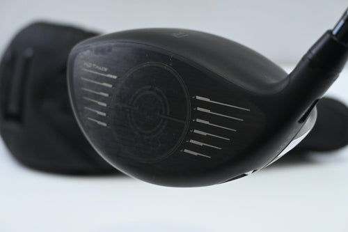 Cobra Darkspeed X Driver / 10.5 Degree / Regular Flex UST Lin-Q M40X Red 5 Shaft