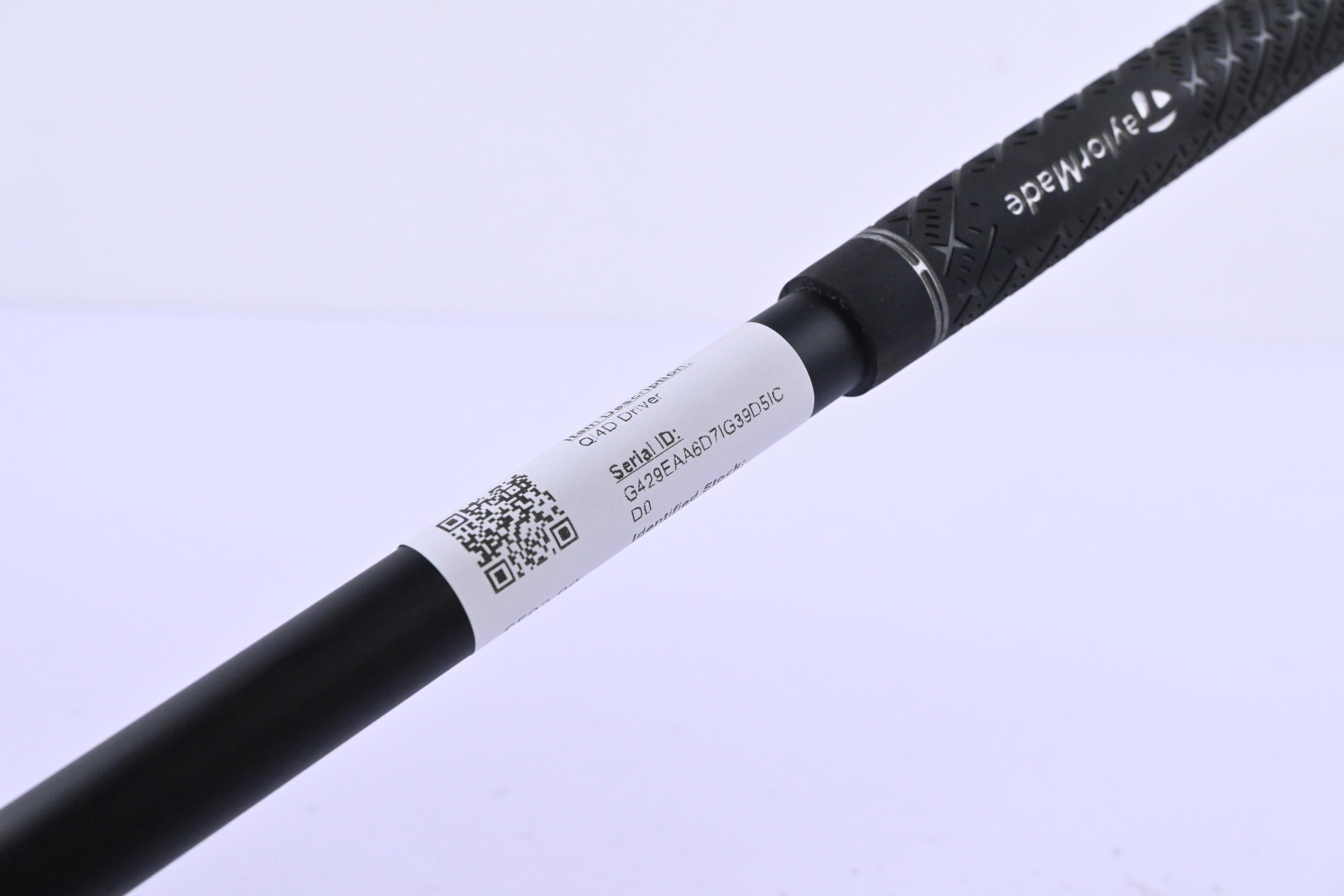 Taylormade Qi4D Driver / 10.5 Degree / Regular Flex REAX 50 Shaft