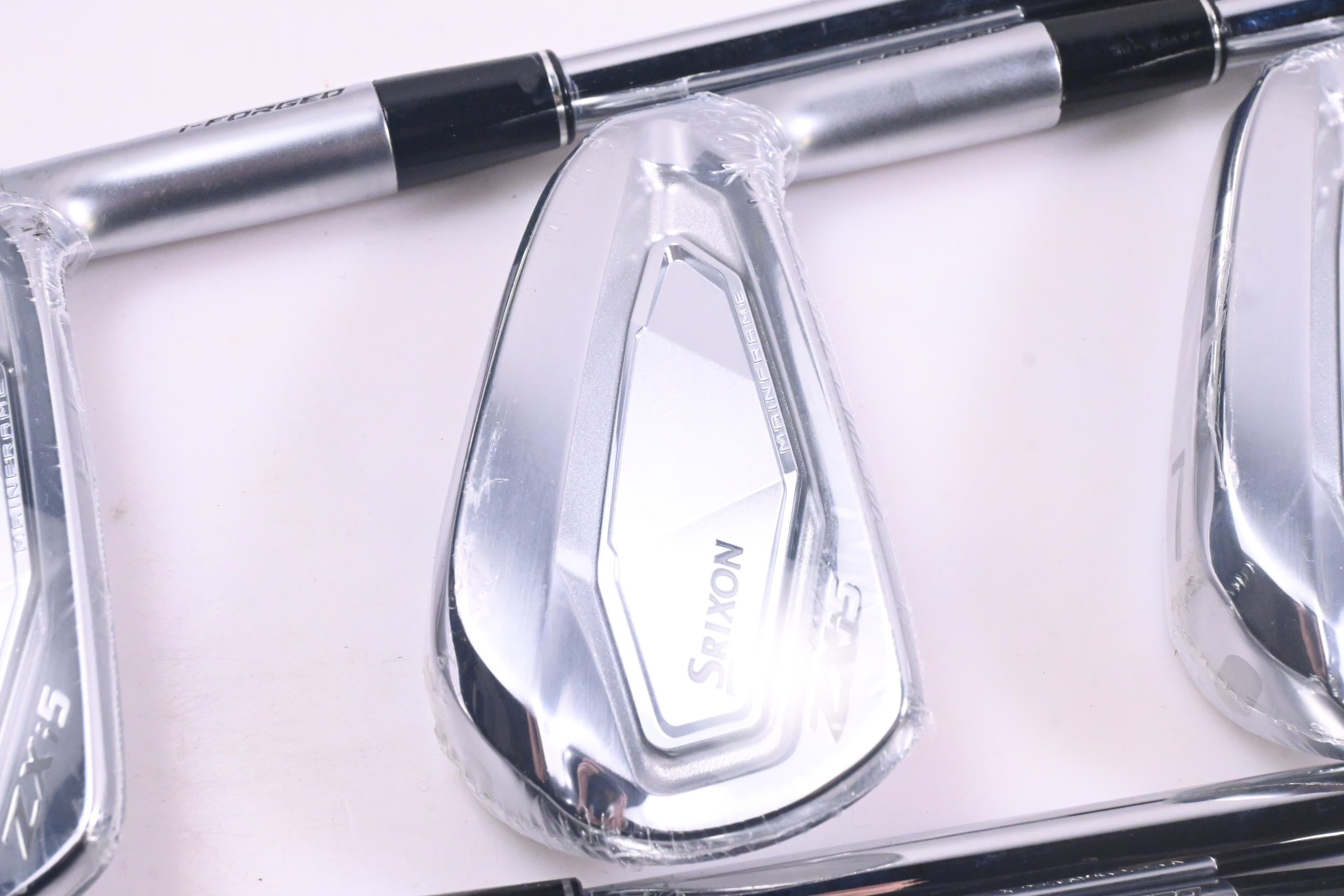 Srixon ZXI5 Irons / 5-PW / Regular Flex N.S.Pro 950GH Neo Shafts