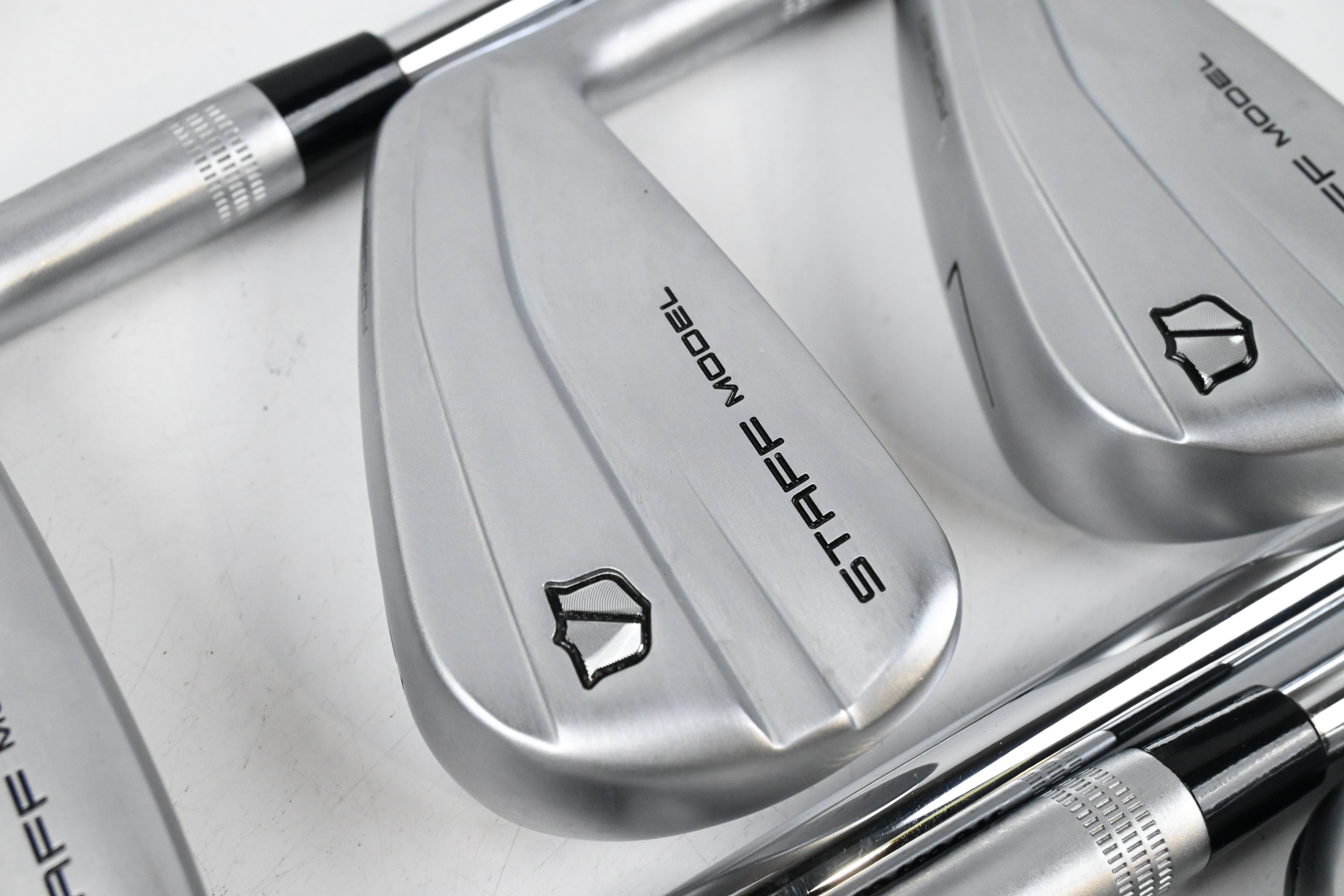 Wilson Staff Model XB Irons / 5-PW / Stiff Flex N.S.Pro Modus3 Tour 110 Shafts