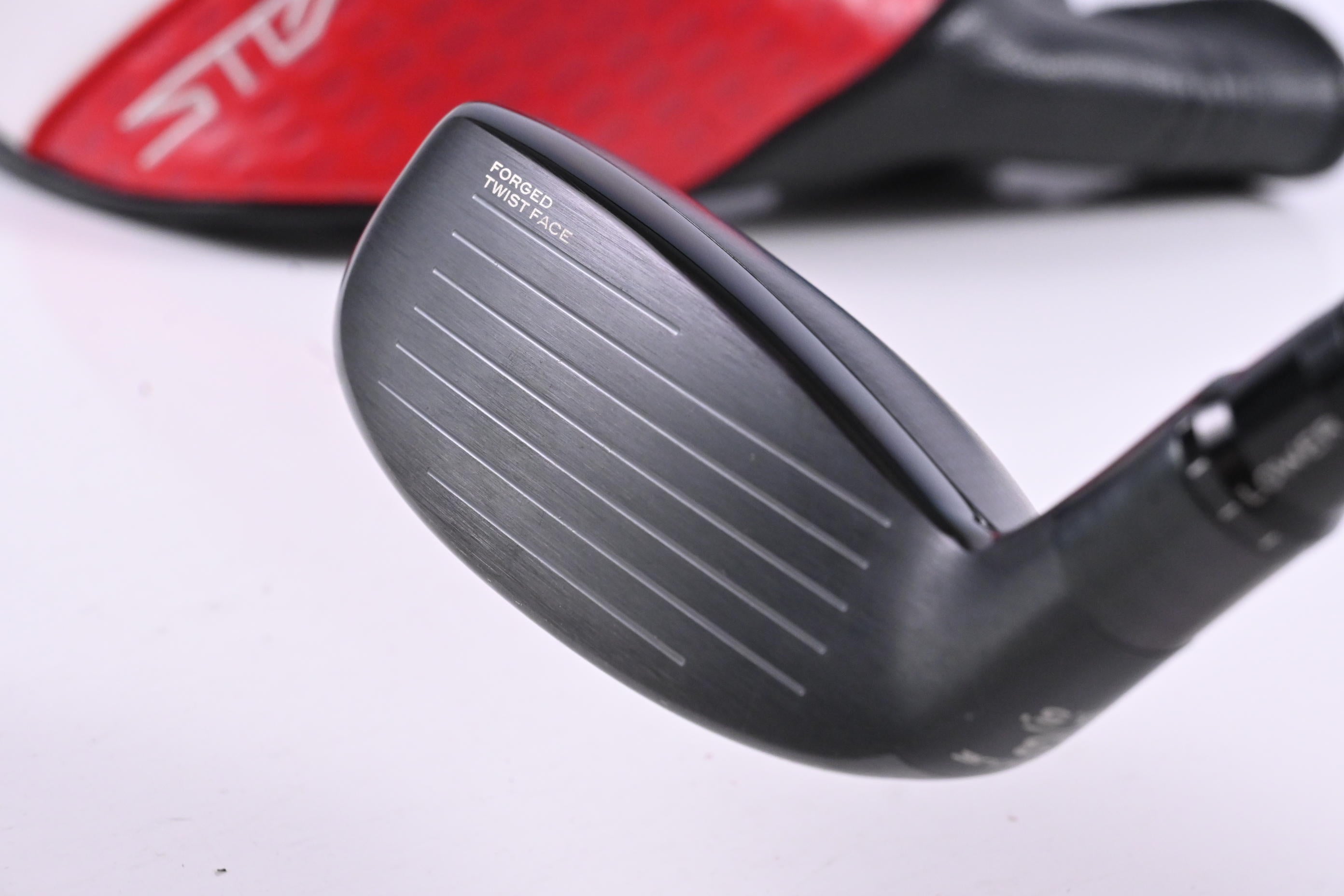 Taylormade Stealth Plus #3 Hybrid / 19.5 Degree / X-Flex Oban Kiyoshi 90 Shaft