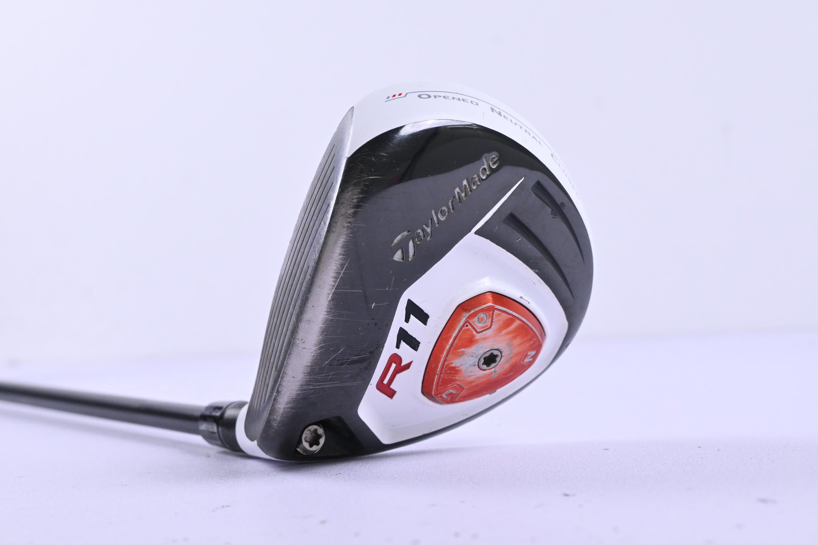 Left Hand Taylormade R11 #3 Wood / 15.5 Degree / Regular Flex Fujikura Blur 70