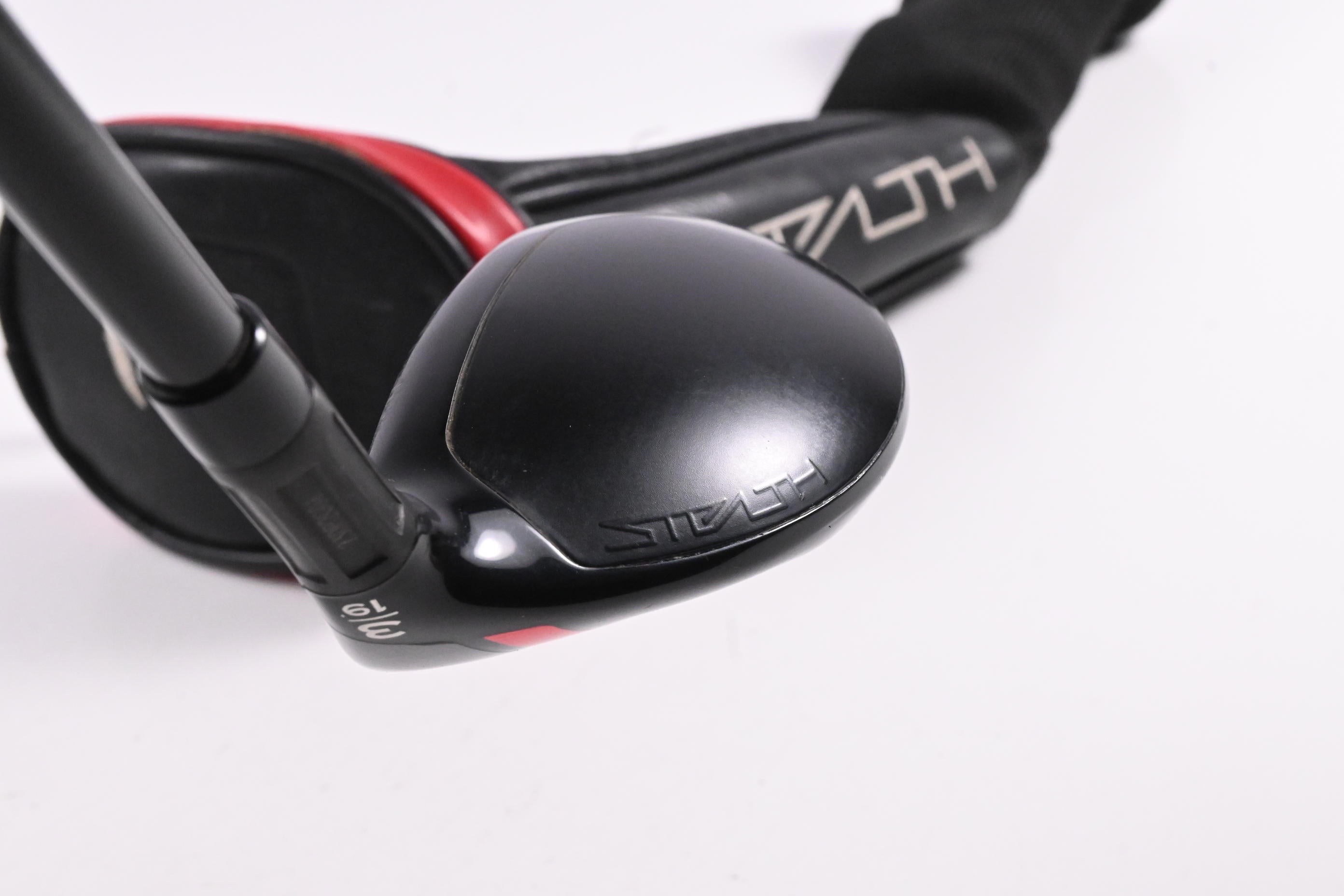 Taylormade Stealth #3 Hybrid / 19 Degree / Stiff Flex Ventus Red 7 Shaft