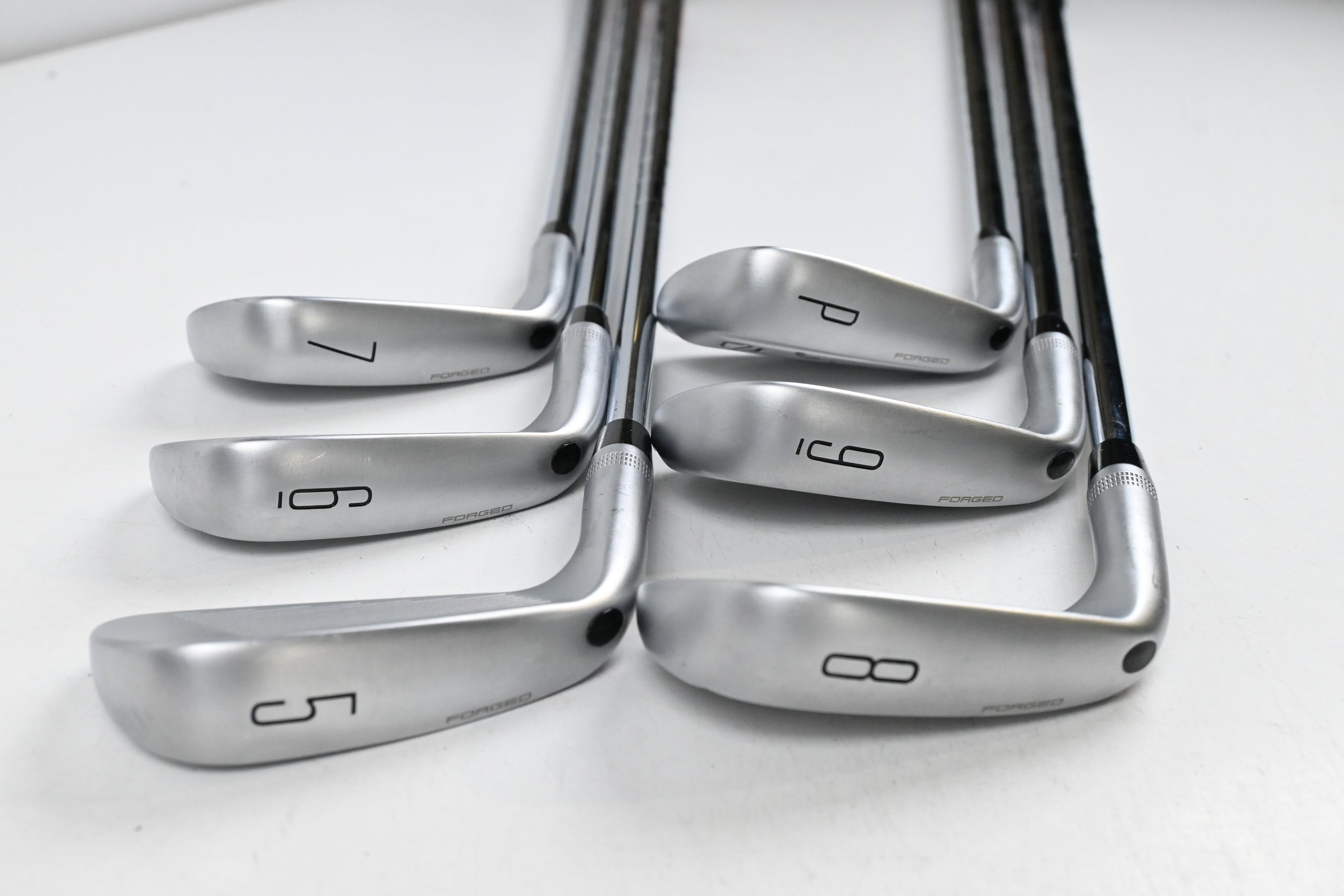 Wilson Staff Model XB Irons / 5-PW / Stiff Flex N.S.Pro Modus3 Tour 110 Shafts