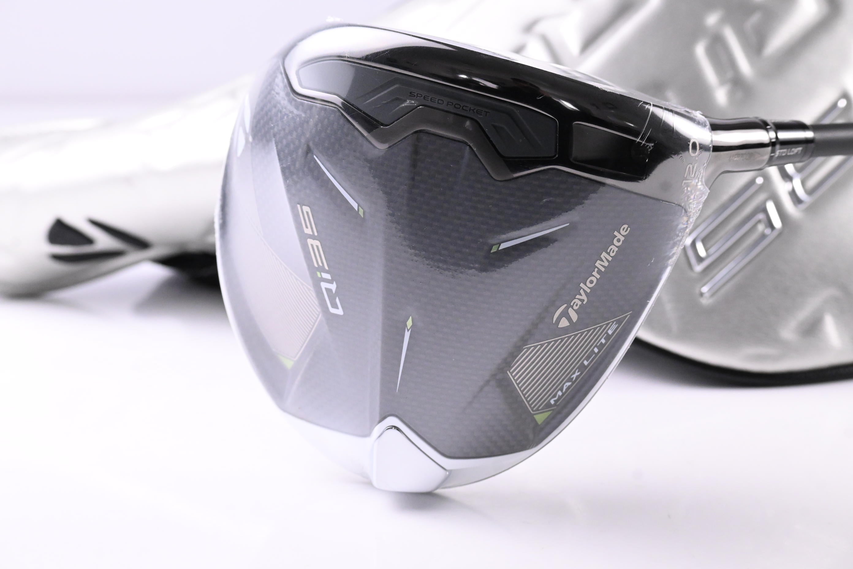 Taylormade Qi35 Max Lite Driver / 12 Degree / Regular Flex Vanquish 4 Shaft