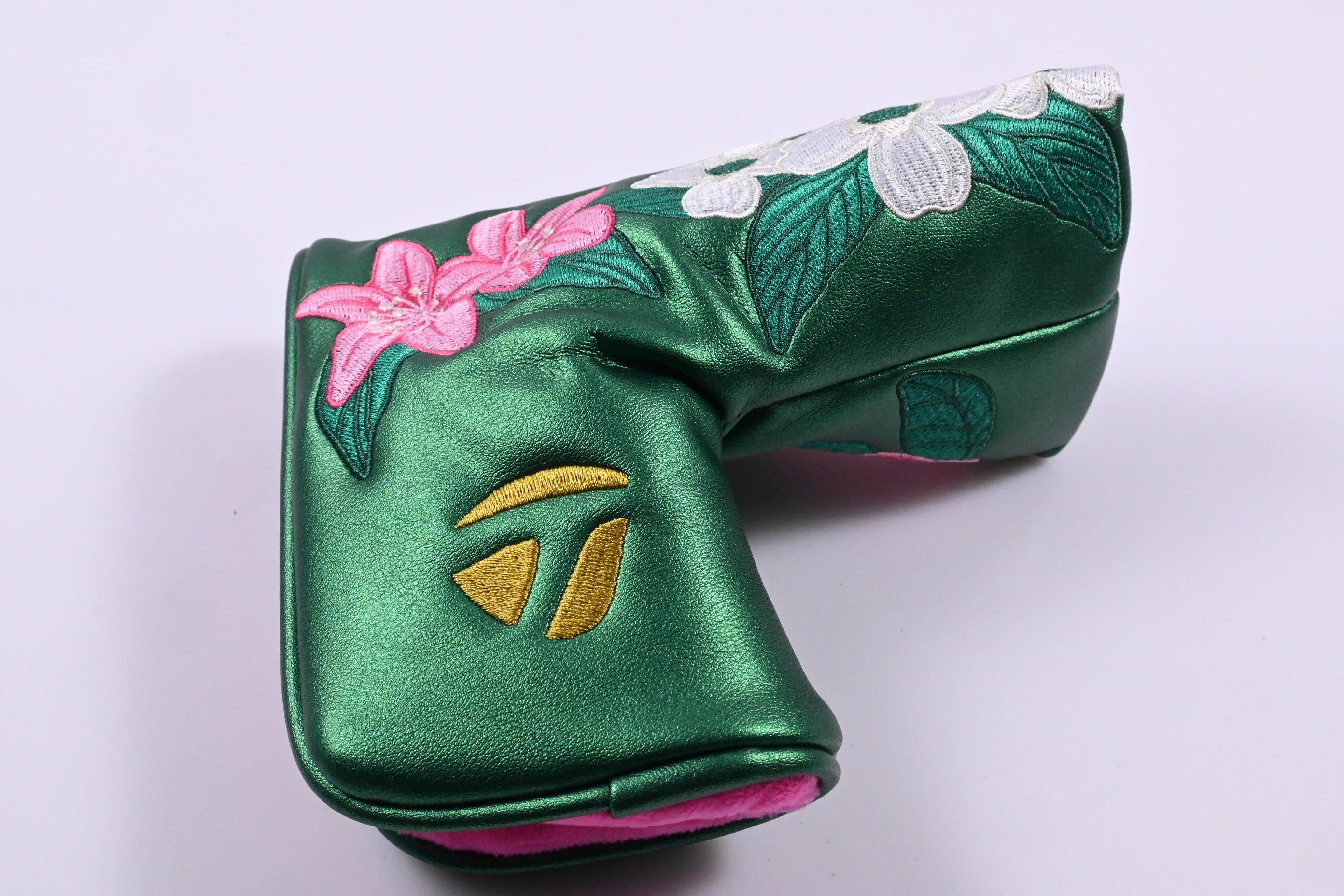 Taylormade Season Opener 2025 Blade Putter Headcover / Green, White & Pink