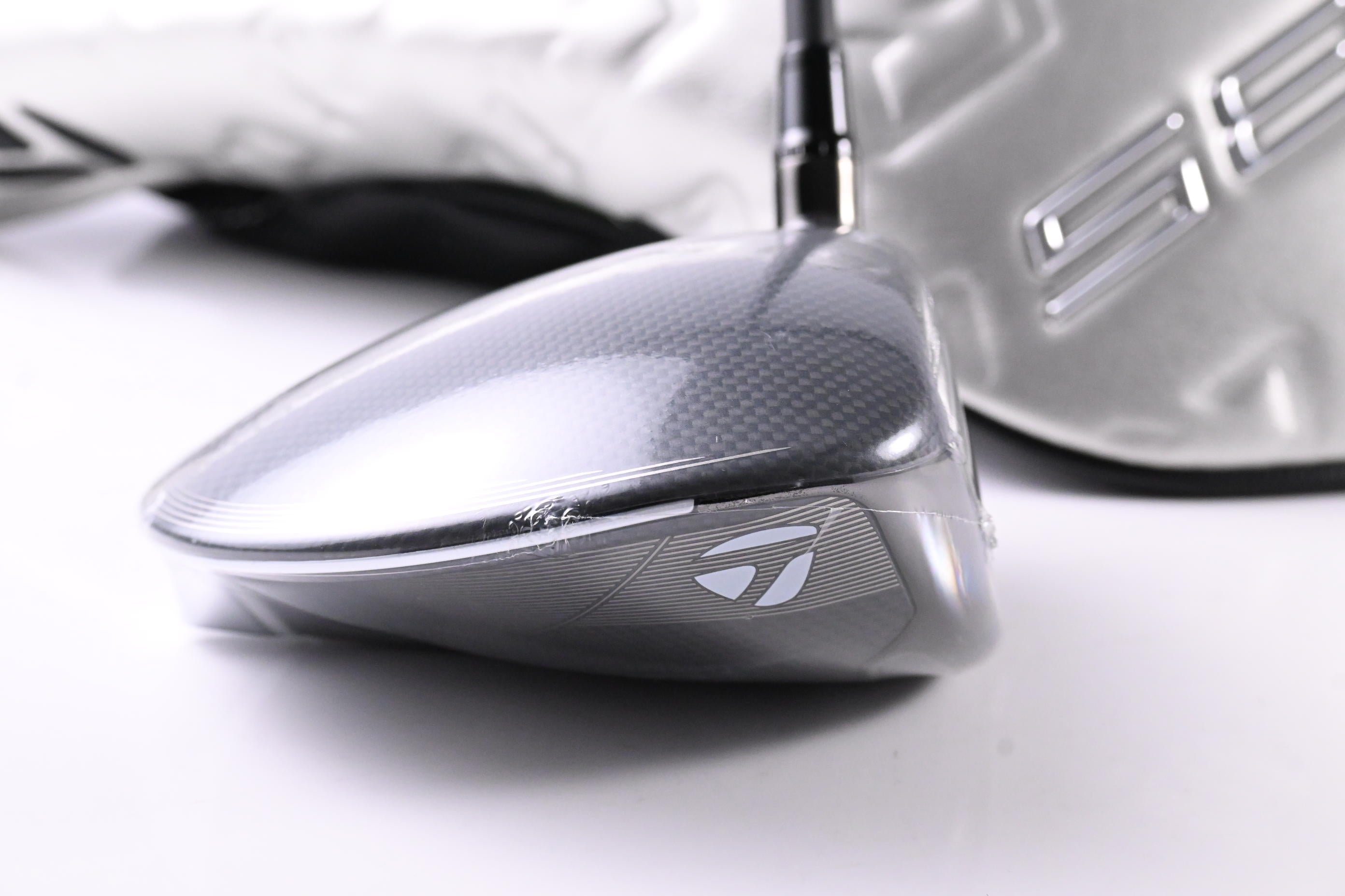Taylormade Qi35 Max Lite Driver / 12 Degree / Regular Flex Vanquish 4 Shaft