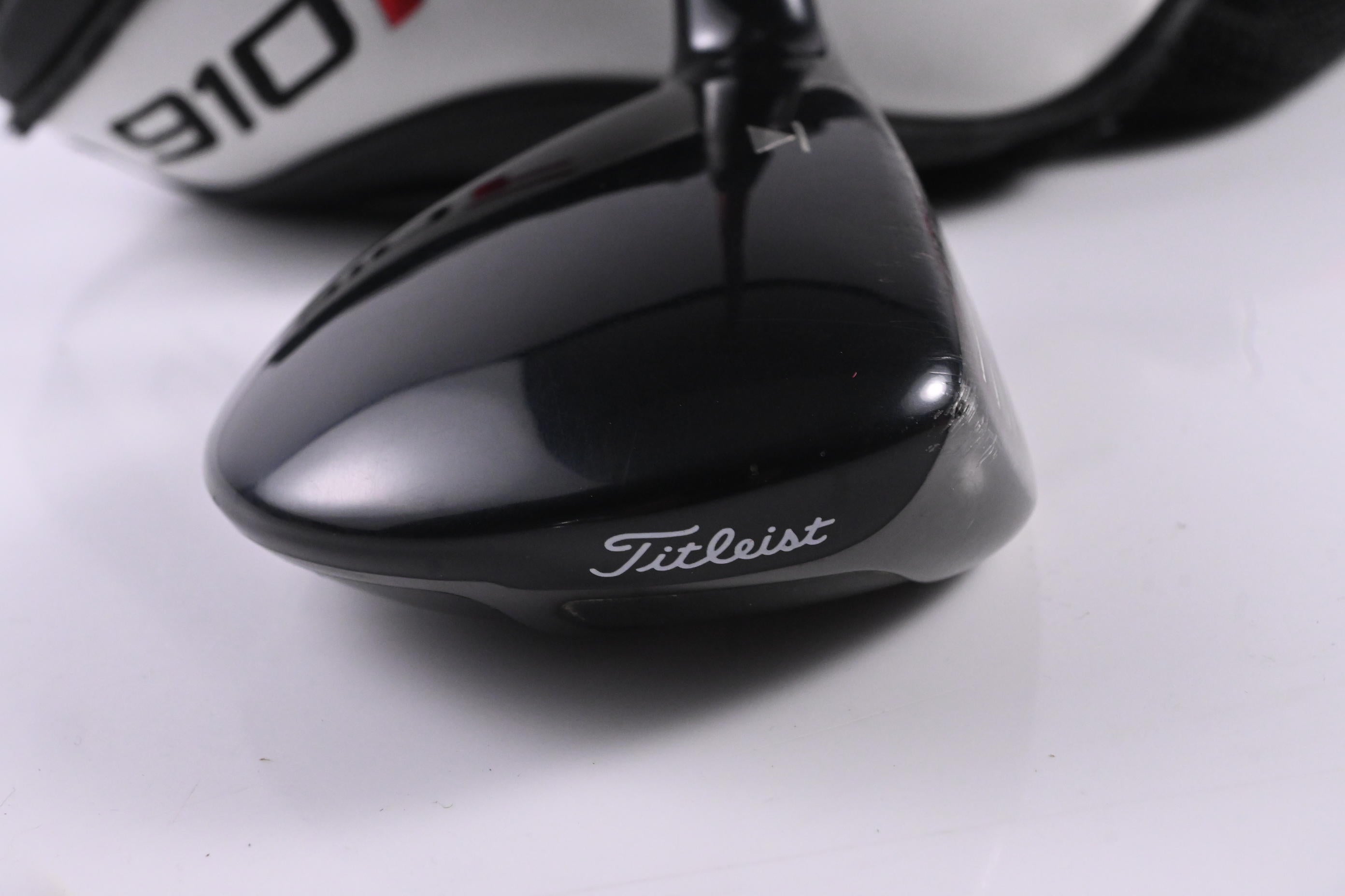 Titleist 910 F #5 Wood / 17 Degree / Regular Flex Diamana iLima 71 Shaft