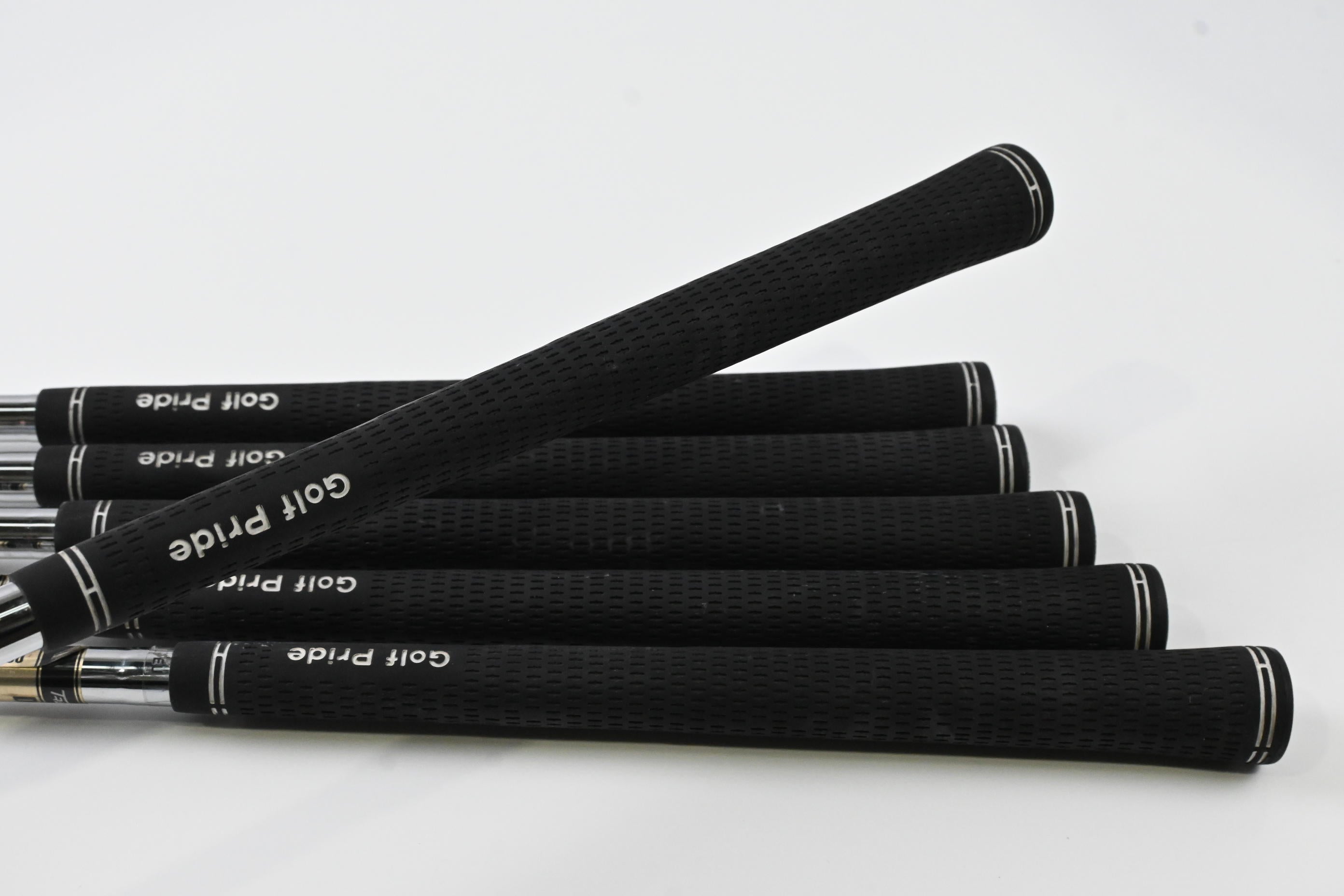 Wilson Staff Model CB 2019 Irons / 5-PW / Stiff Flex Dynamic Gold S300