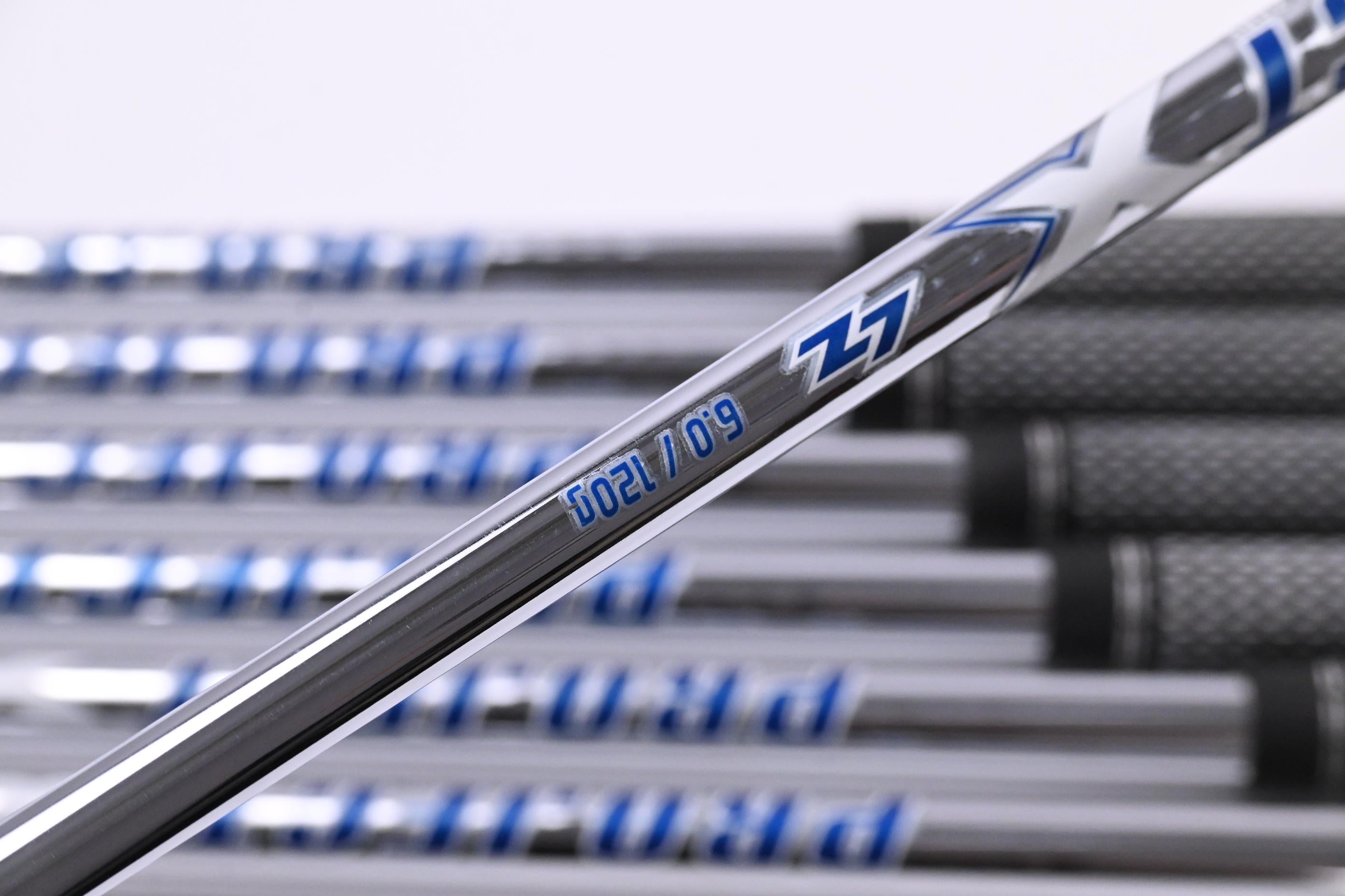 Titleist T100 S 2019 Irons / 4-PW / Stiff Flex Project X LZ 120 Steel Shafts