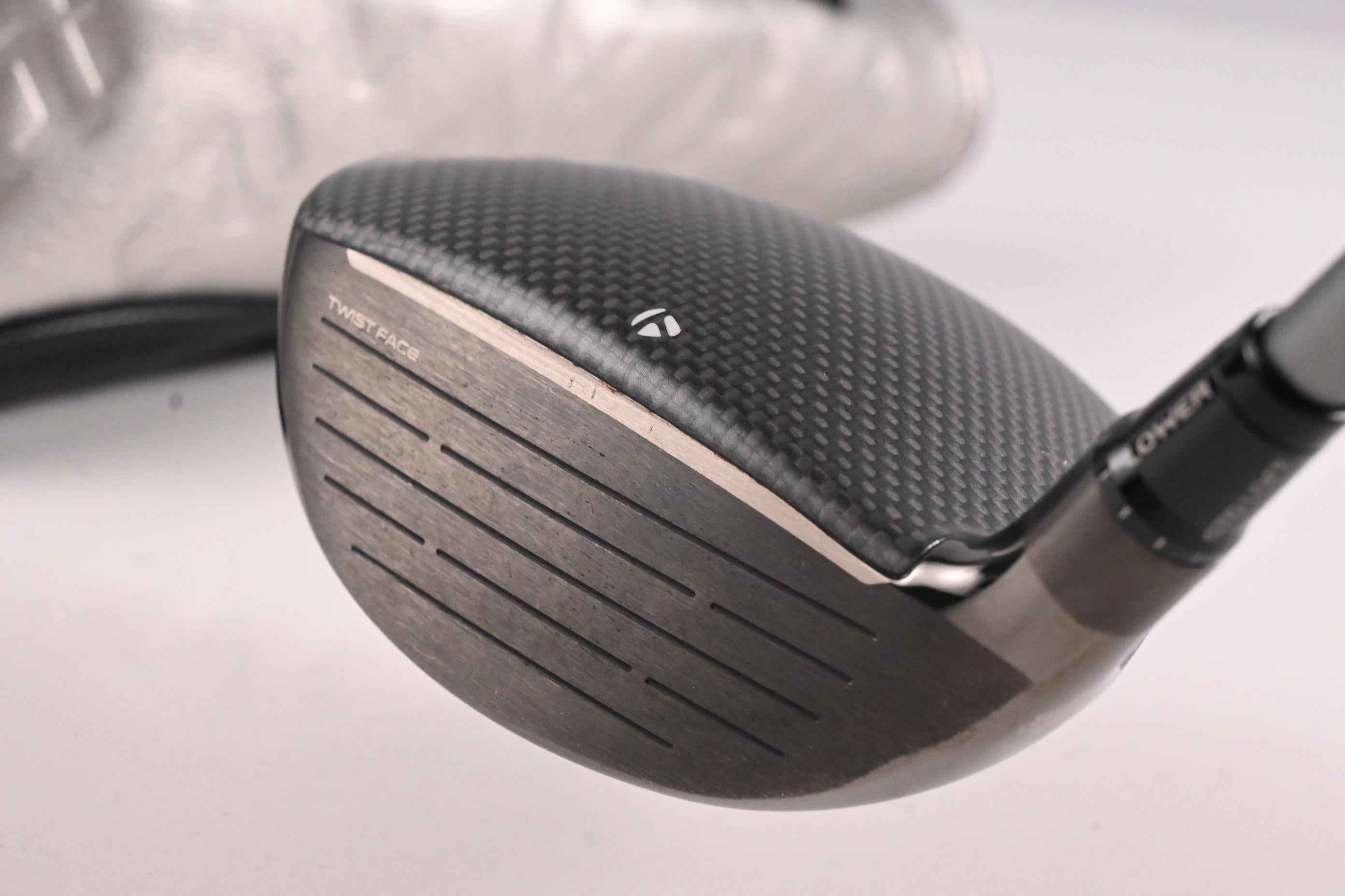 Taylormade Qi35 #3HL Wood / 16.5 Degree / Regular Flex Fujikura Airspeeder 50