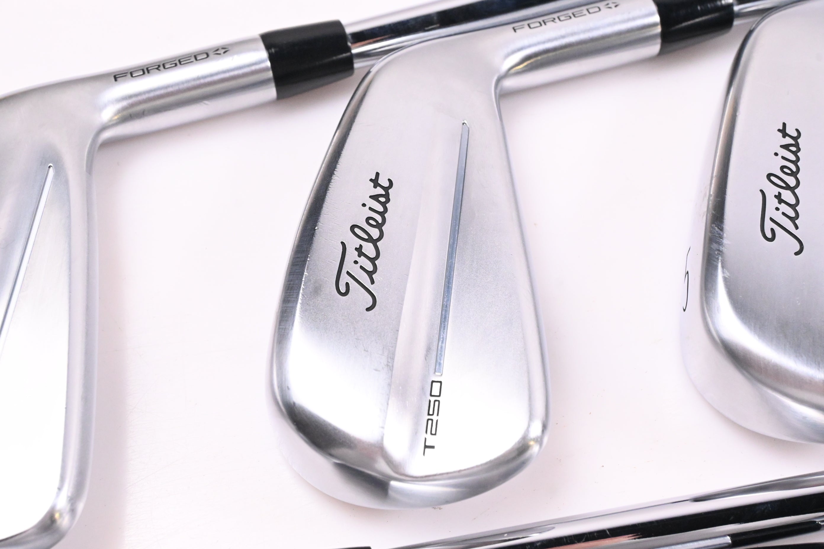 Titleist T250 2025 Irons / 3-PW / X-Flex Project X LZ 125 Shafts