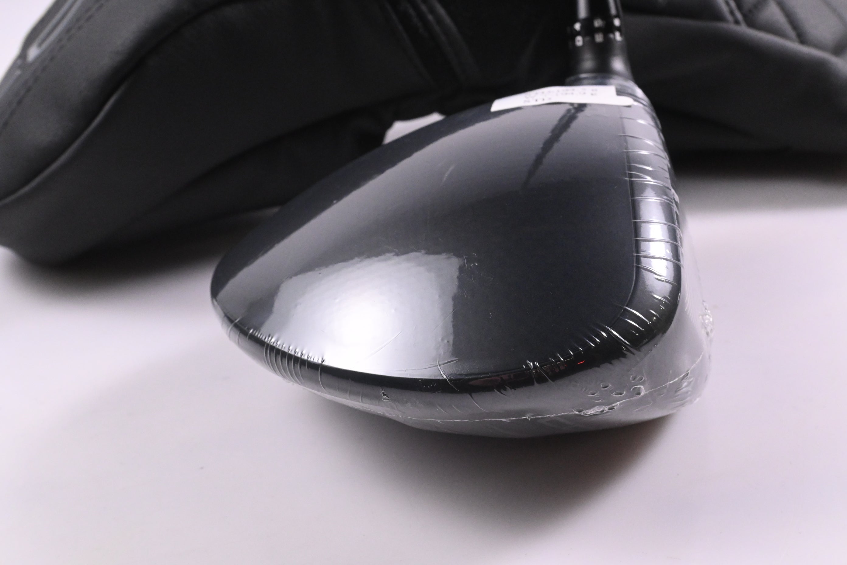 Cobra DS-Adapt LS Driver / 9 Degree / Stiff Flex Denali Black 60 Shaft