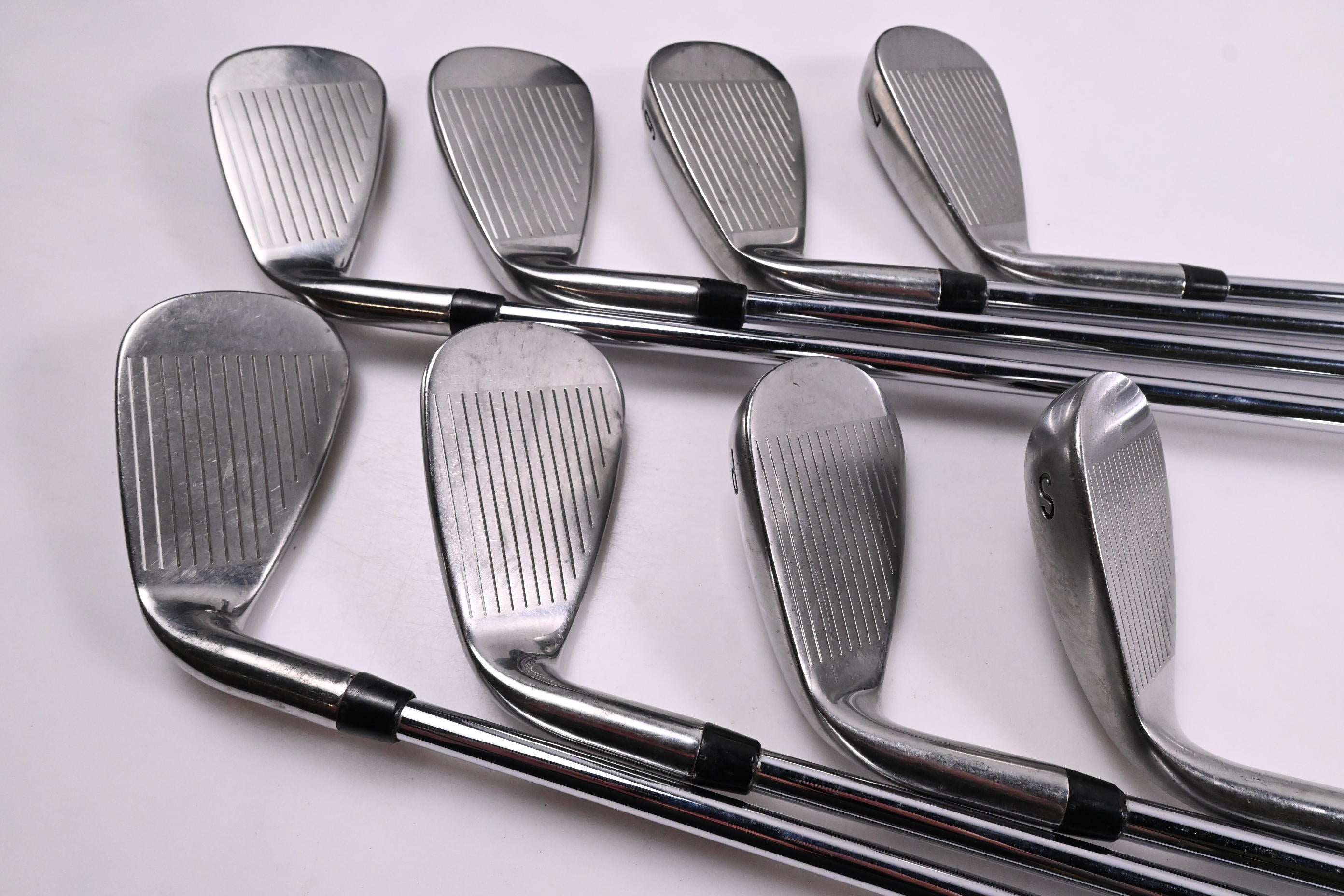 Callaway Warbird Irons / 4-PW+SW / UniFlex Callaway Shafts