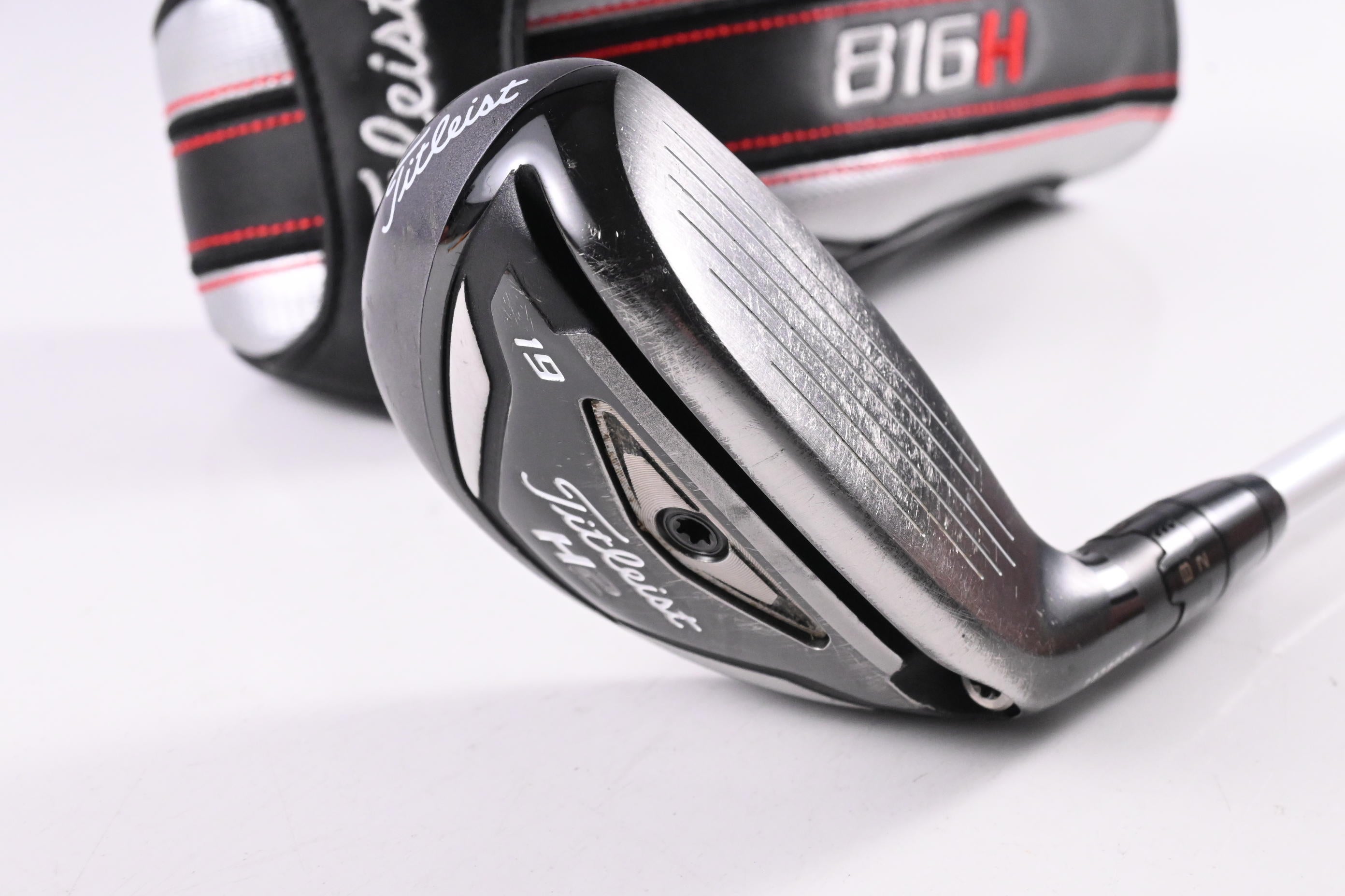 Titleist 816 H2 #3 Hybrid / 19 Degree / Stiff Flex Aldila Rogue Silver 110 MSI