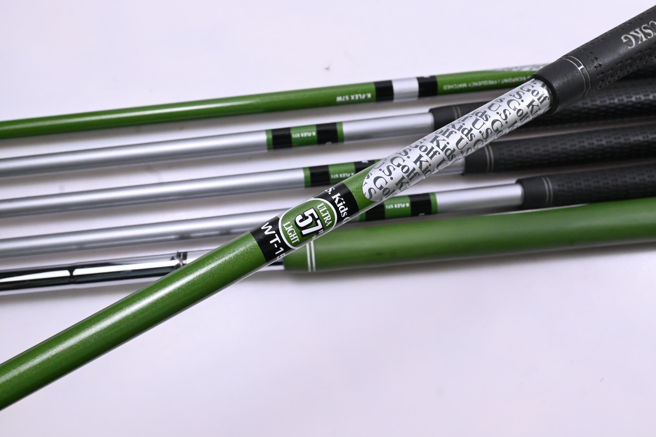 Junior US Kids WT-15 Package Set / Woods, Irons, Putter, Bag