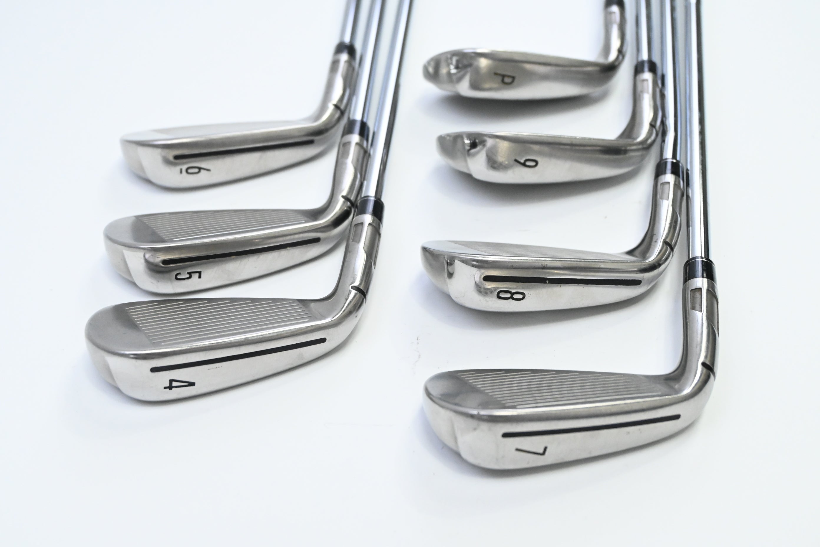Taylormade SIM2 Max Irons / 4-PW / Regular Flex KBS MAX MT 85 Shafts