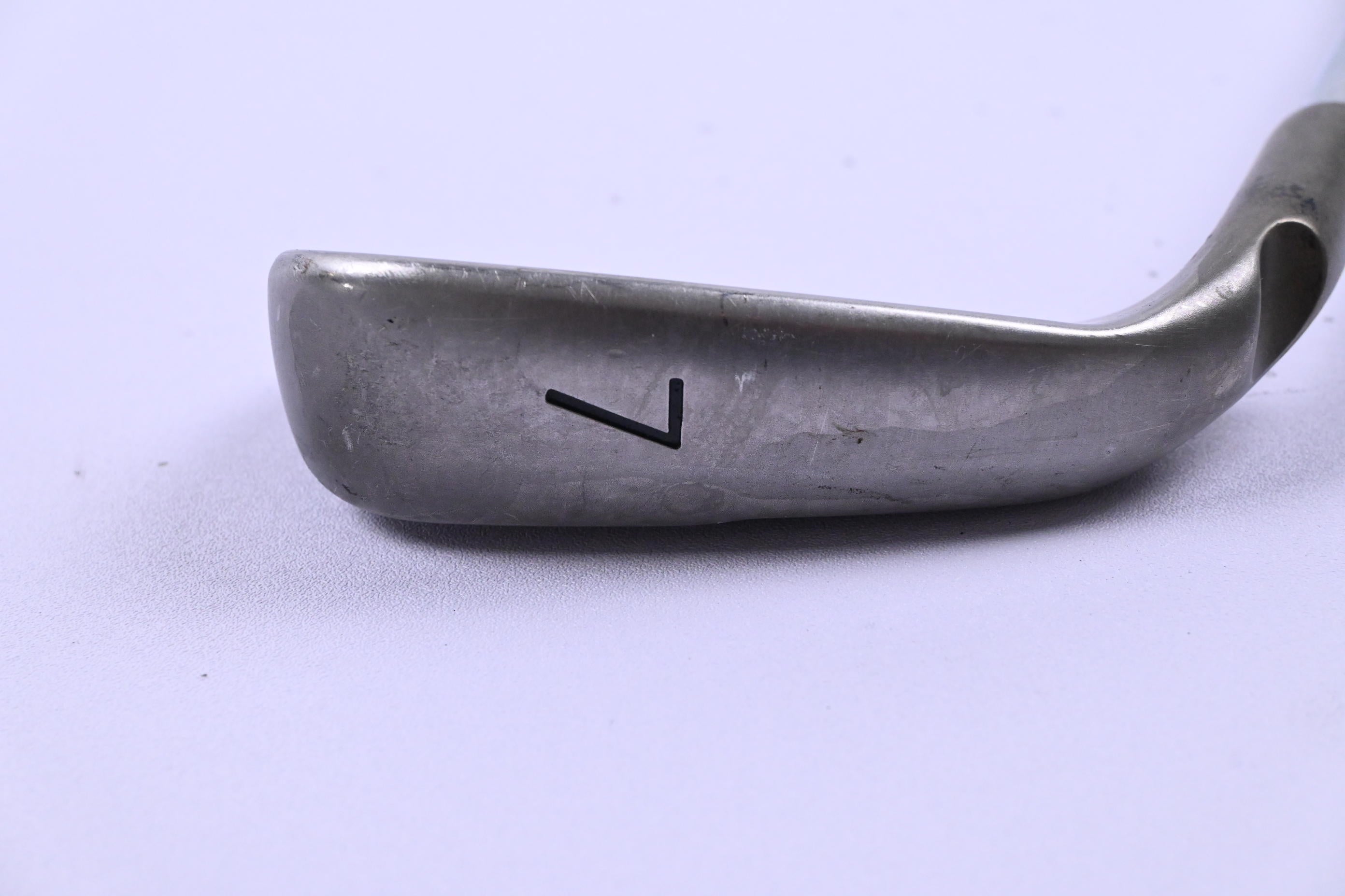 Ping G30 #7 Iron / White Dot / Stiff Flex Ping CFS Distance Shaft