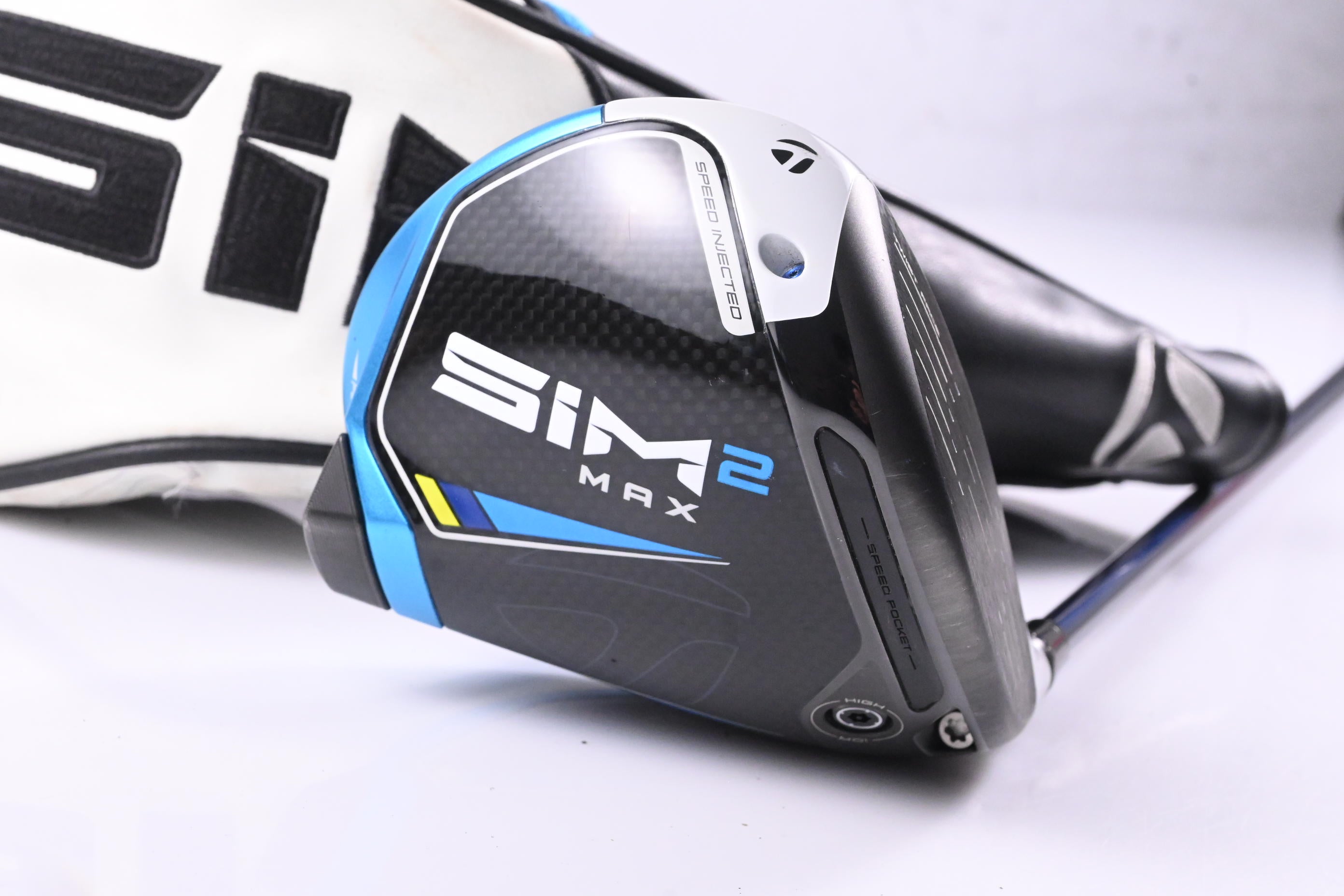 Taylormade SIM2 Max Driver / 10.5 Degree / Stiff Flex Fujikura Ventus Blue 5