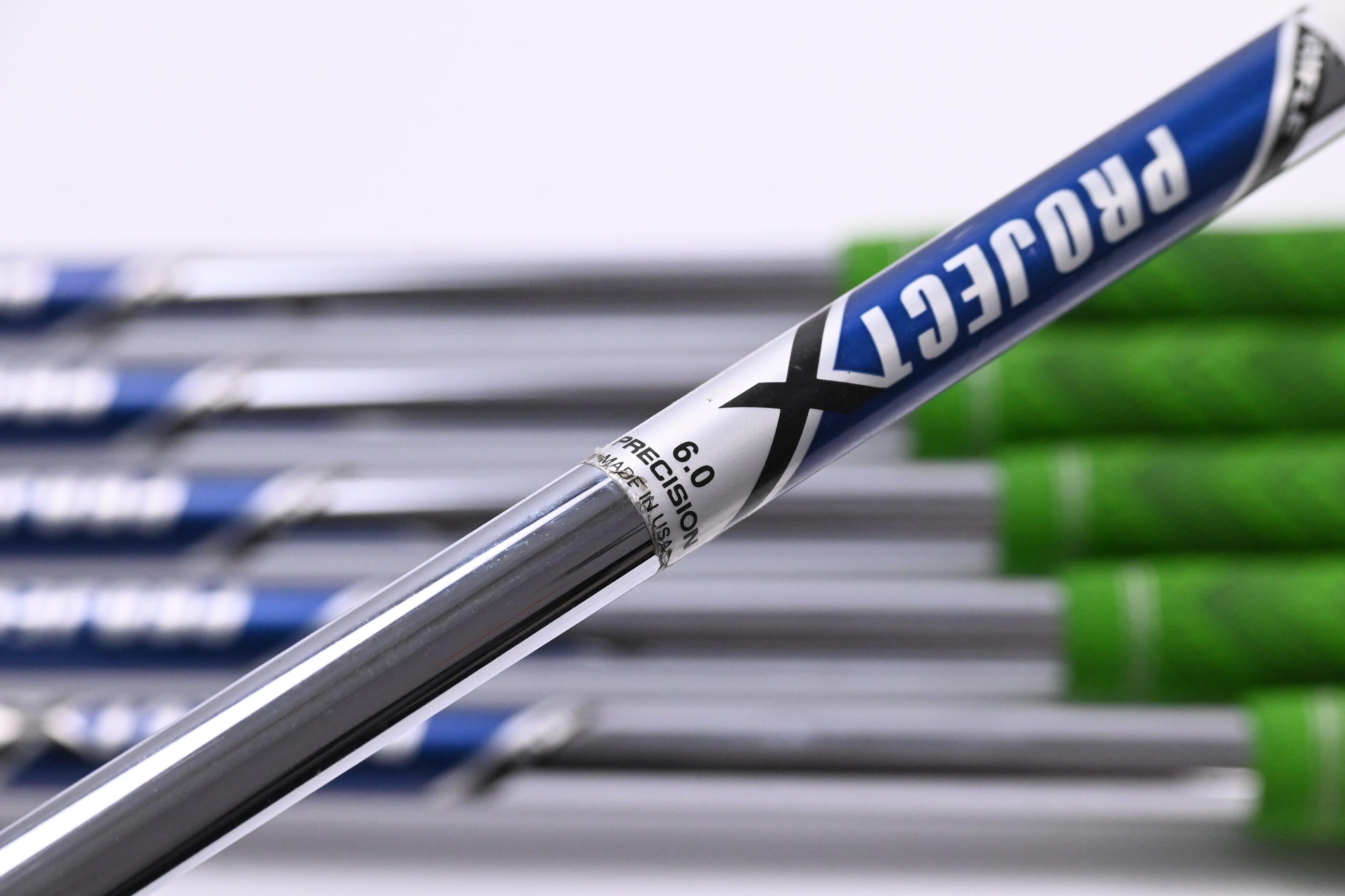 Titleist 714 MB Irons / 5-PW / Stiff Flex Project X Rifle Steel Shafts