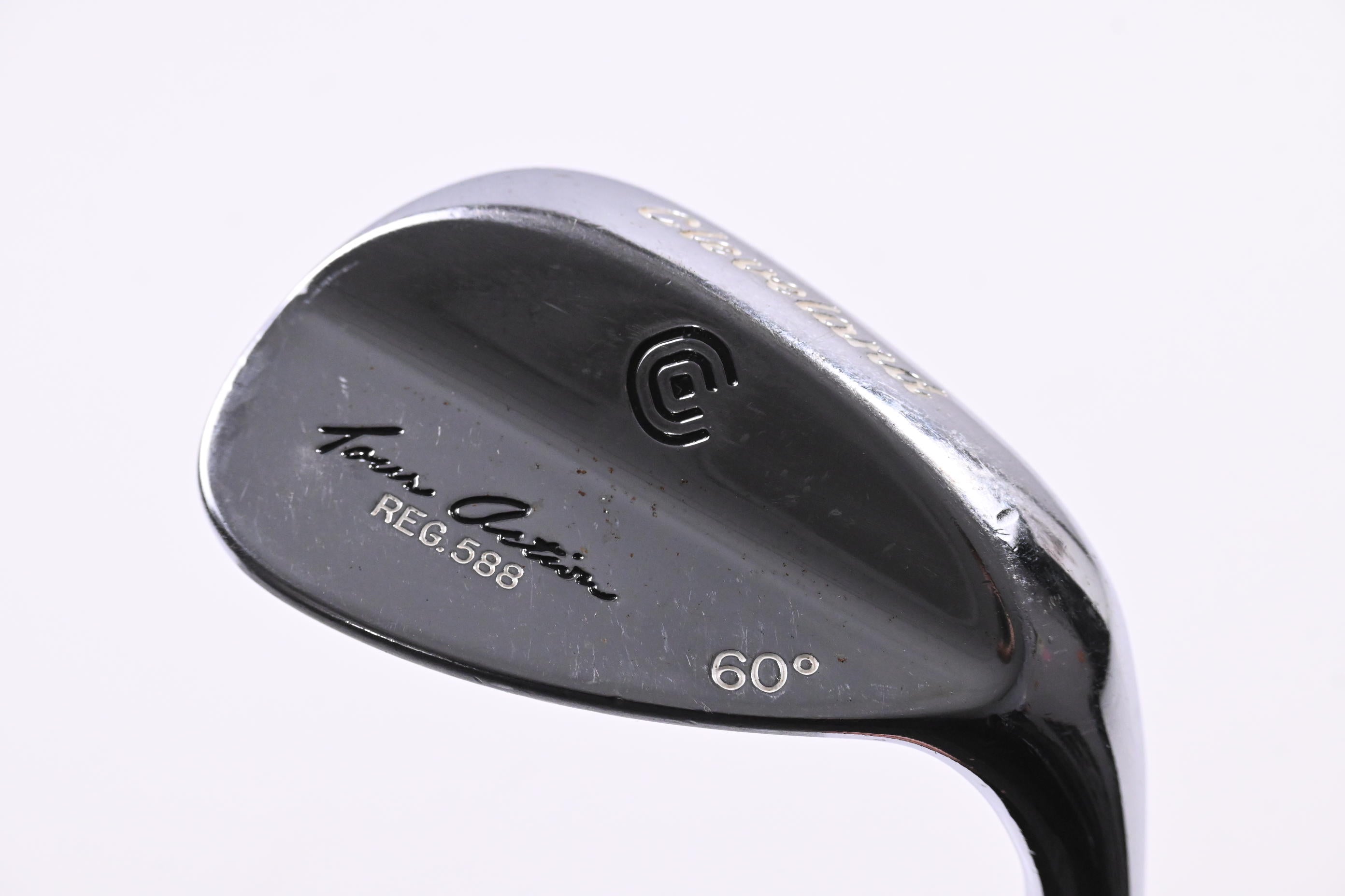 Cleveland 588 Tour Action Lob Wedge / 60 Degree / Wedge Flex Dynamic Gold Shaft