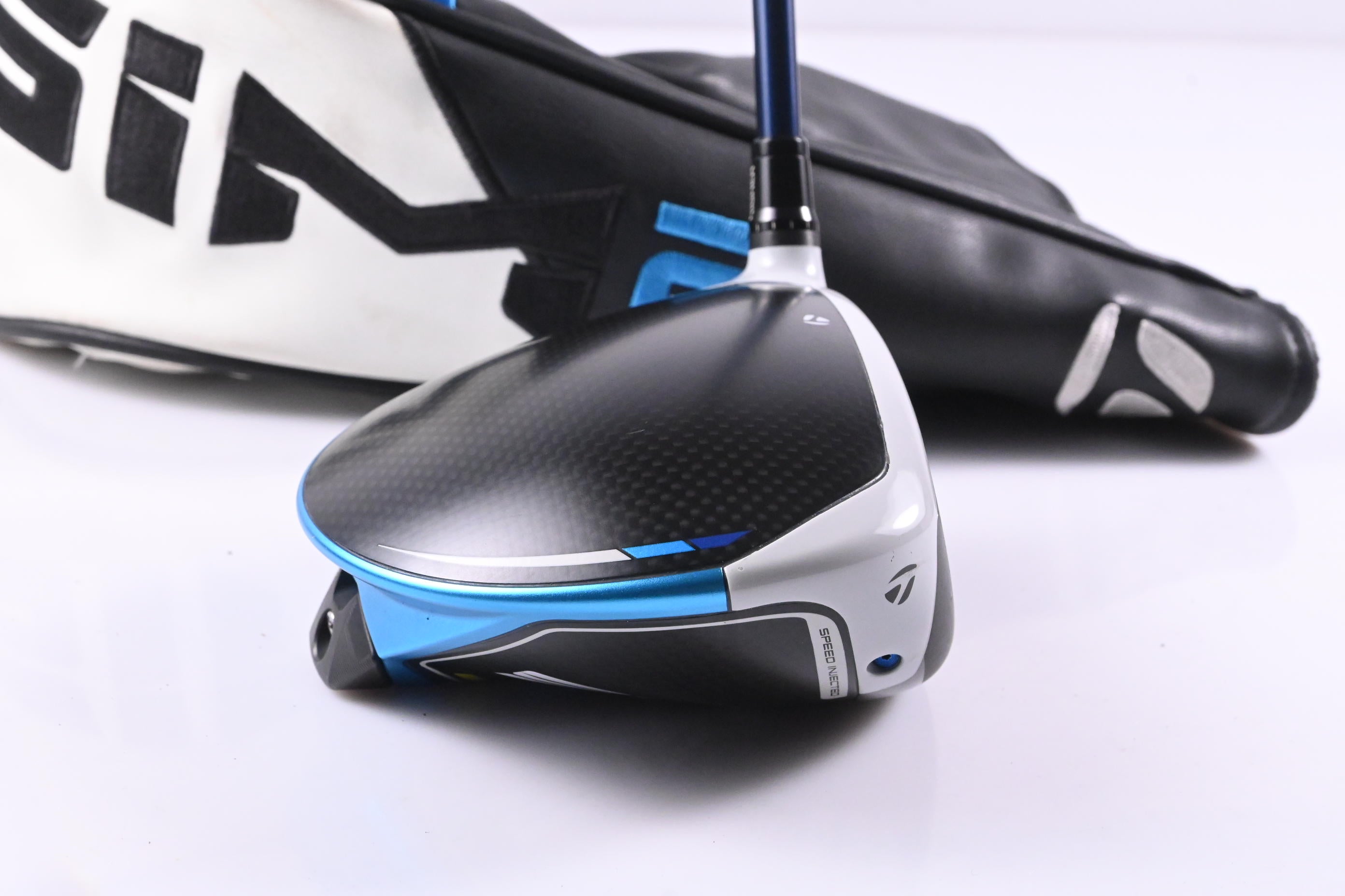 Taylormade SIM2 Max Driver / 10.5 Degree / Stiff Flex Fujikura Ventus Blue 5
