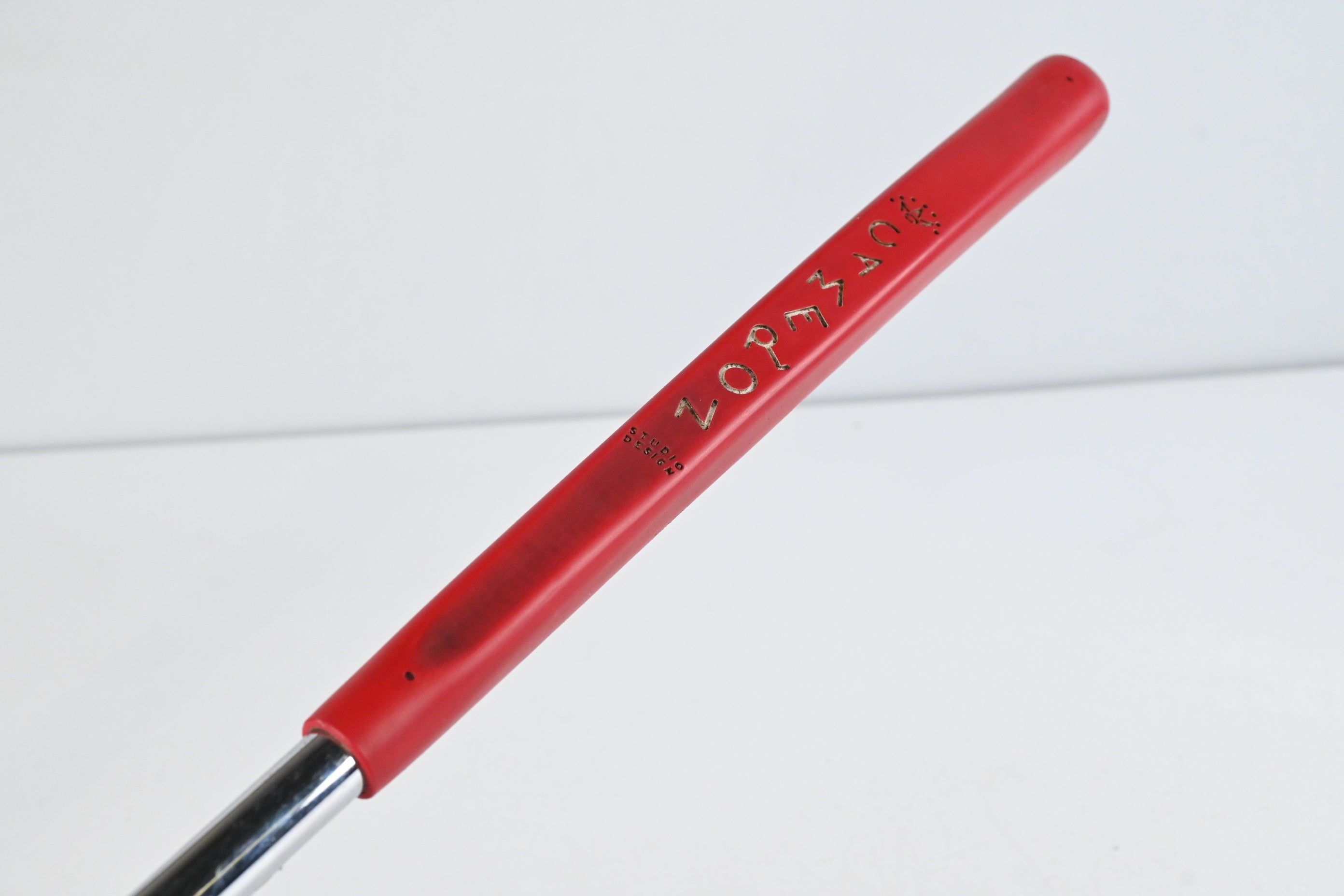 Scotty Cameron Studio Select Newport 2.7 Putter / 33 Inch