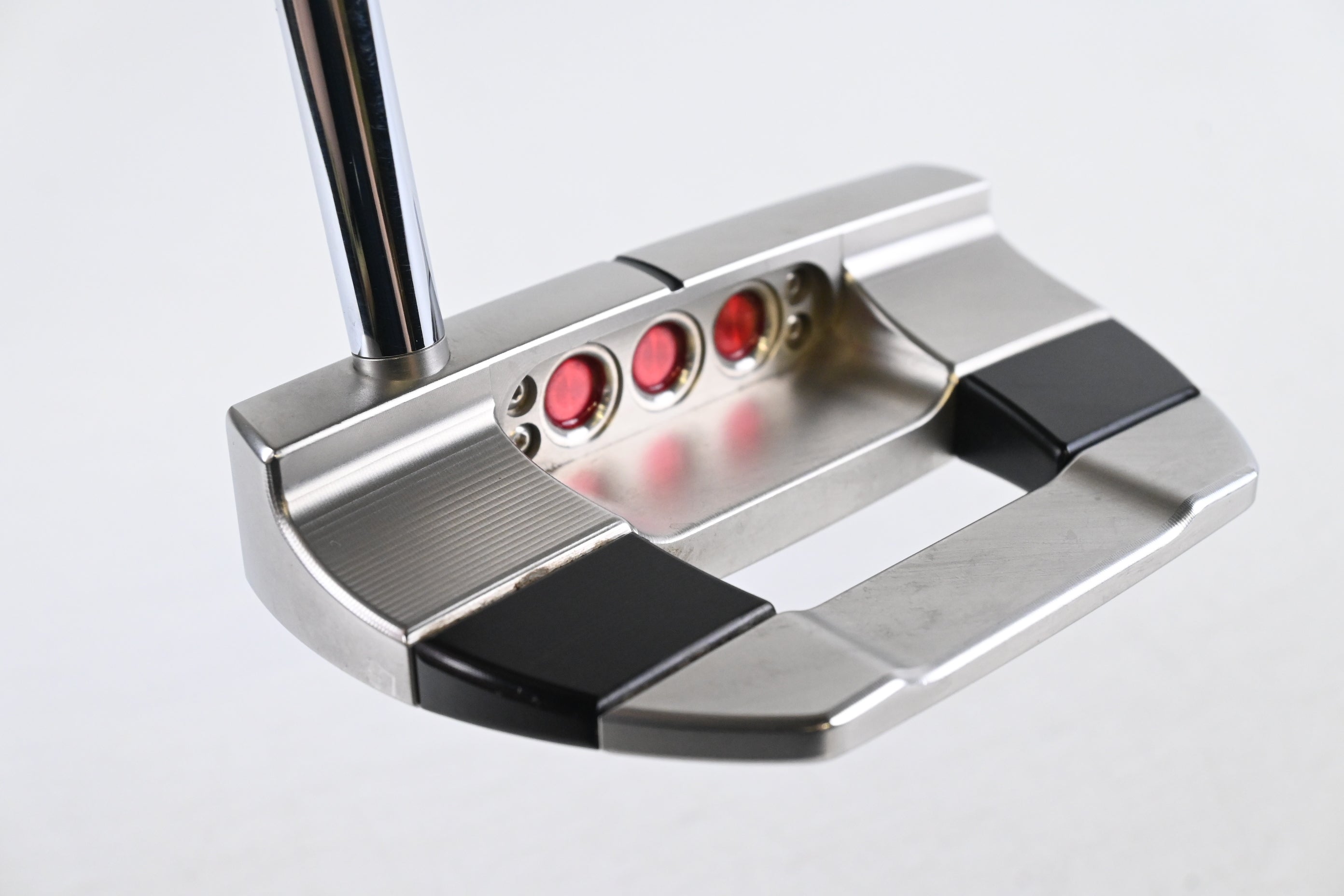Scotty Cameron 2025 Studio Style Fastback Putter / 34 Inch