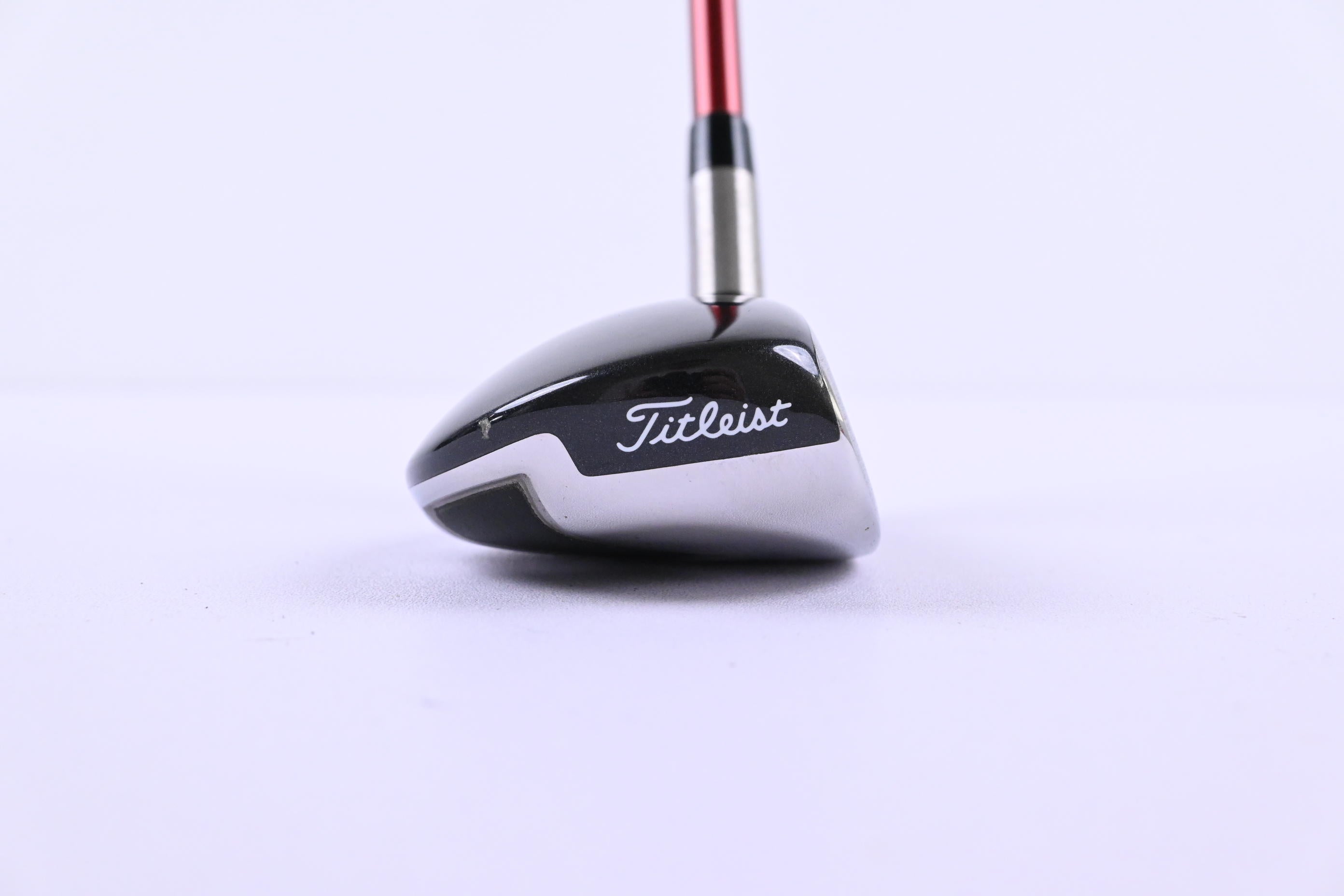Titleist 909H #3 Hybrid / 19 Degree / Stiff Flex UST iRod 90 Shaft
