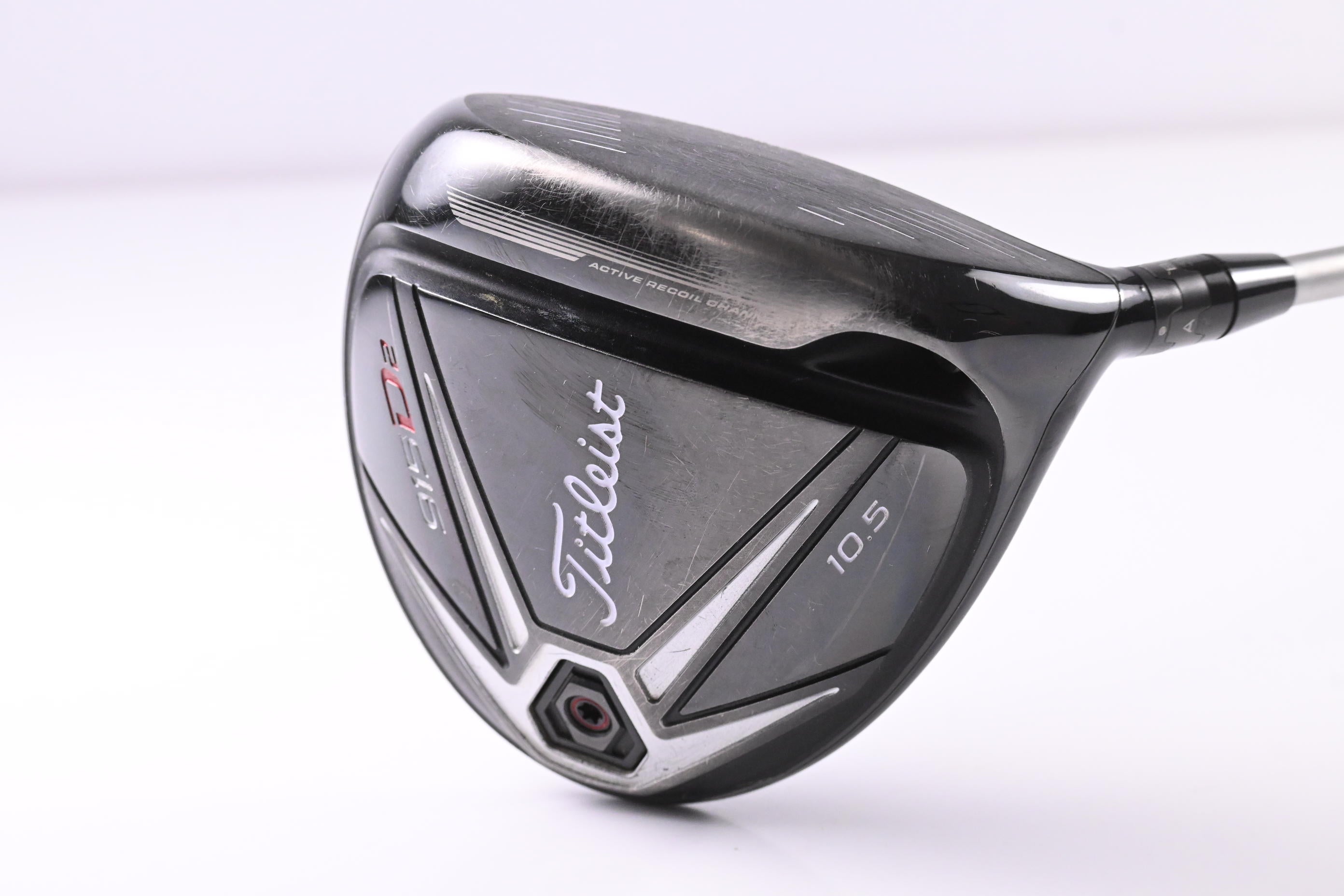 Titleist 915 D2 Driver / 10.5 Degree / Stiff Flex Diamana S+ Blue 60 Shaft
