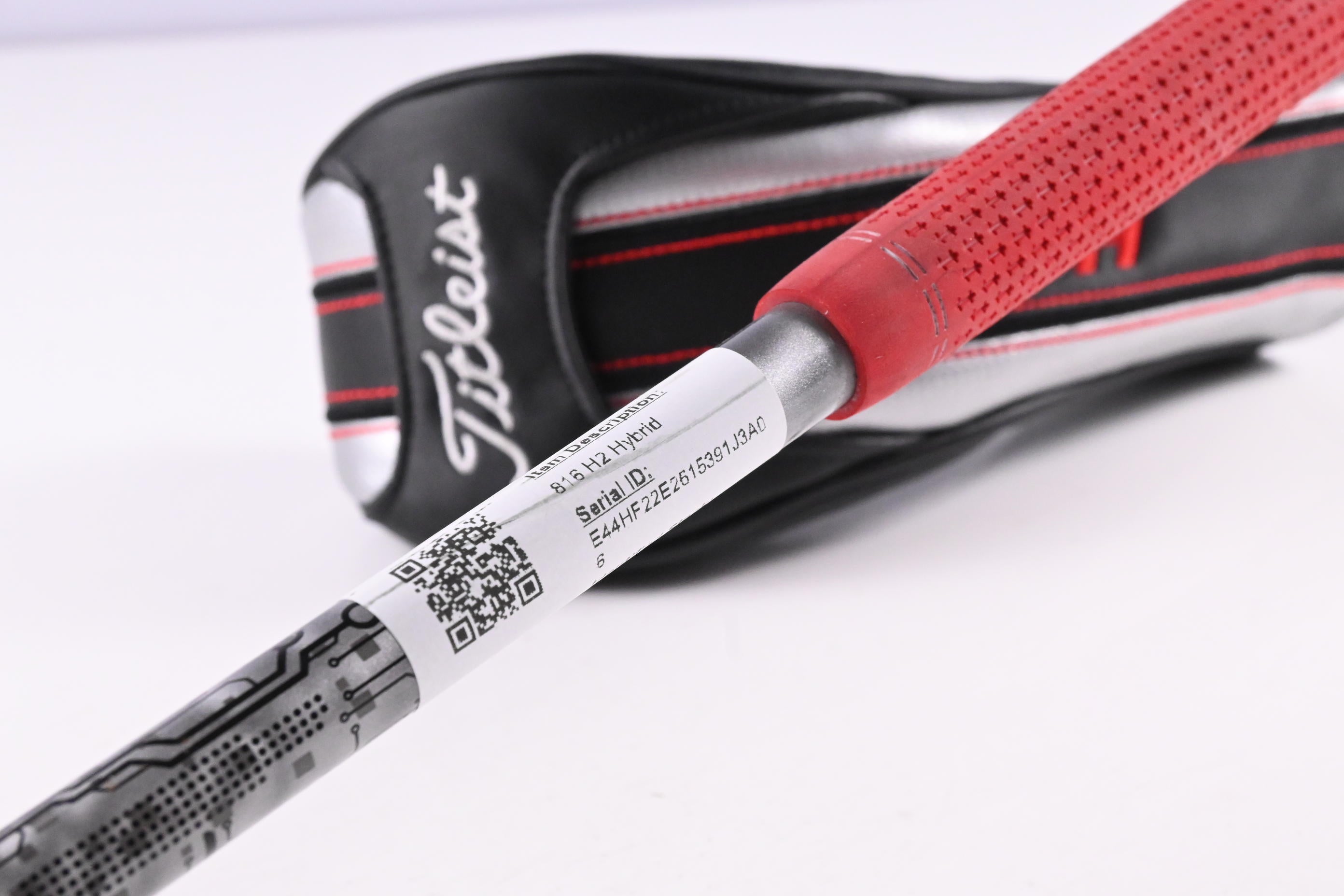 Titleist 816 H2 #3 Hybrid / 19 Degree / Stiff Flex Aldila Rogue Silver 110 MSI