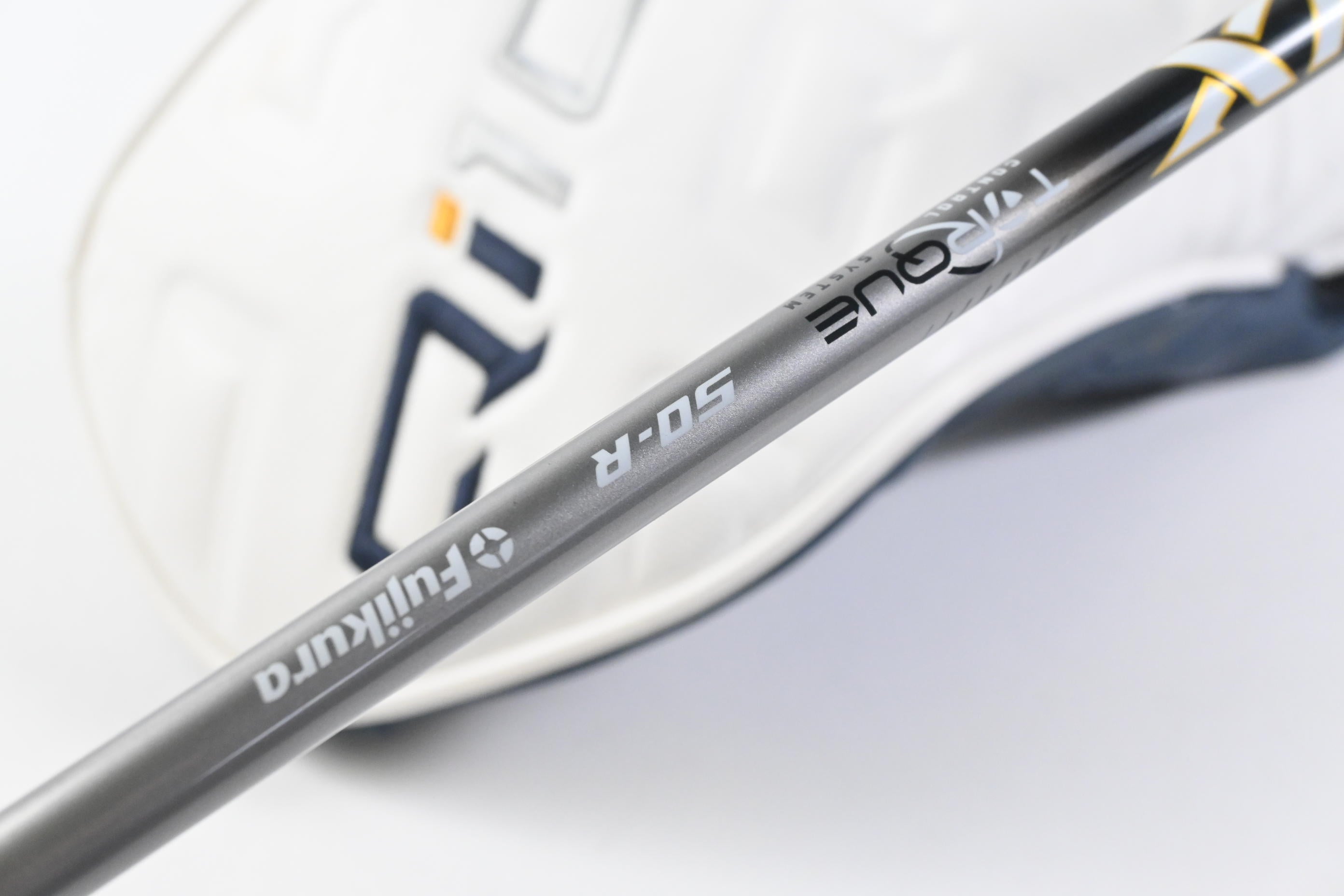Taylormade Qi10 Driver / 10.5 Degree / Regular Flex Speeder NX 50 Shaft