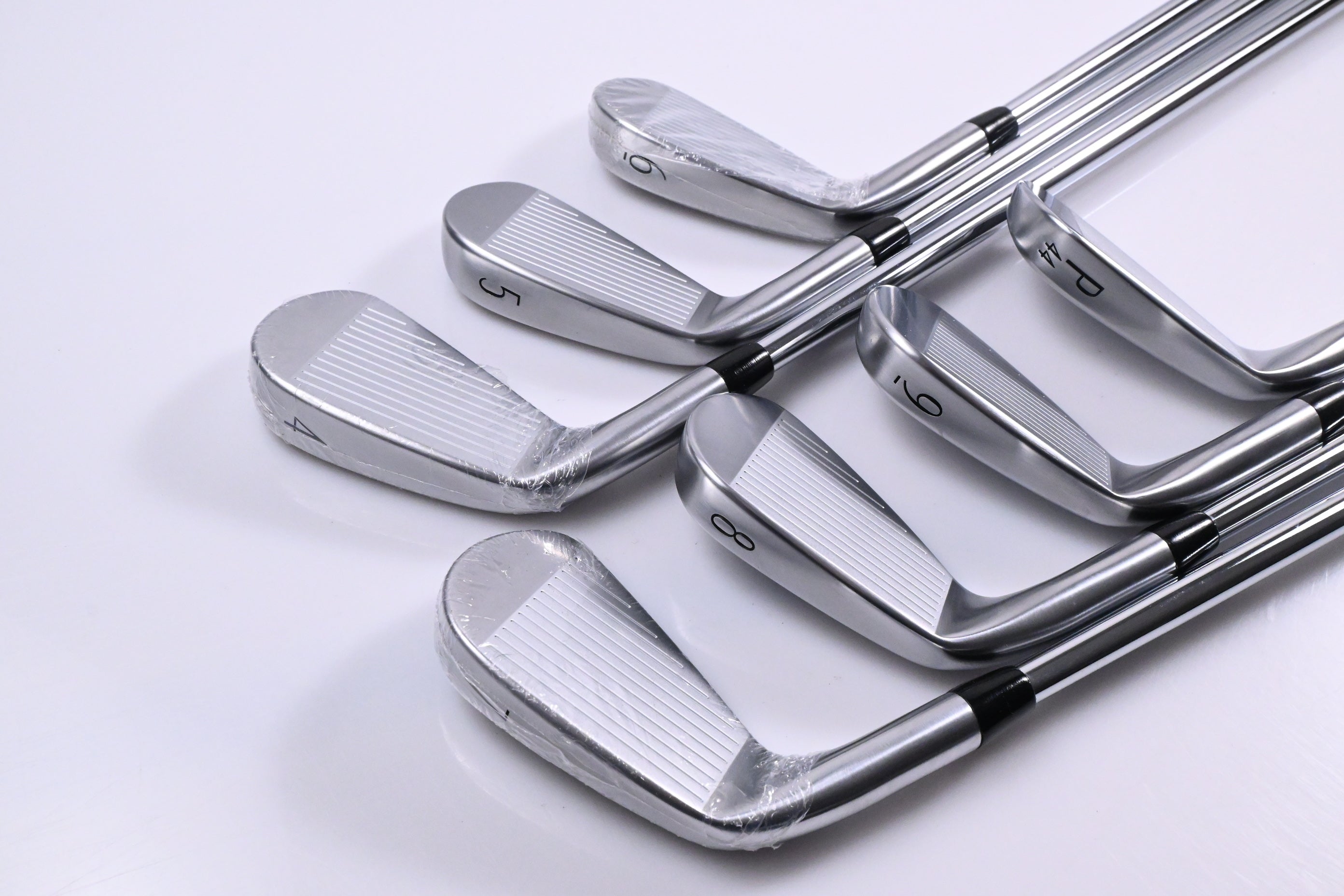 Titleist T150 2025 Irons / 4-PW / Regular Flex True Temper AMT White Shafts