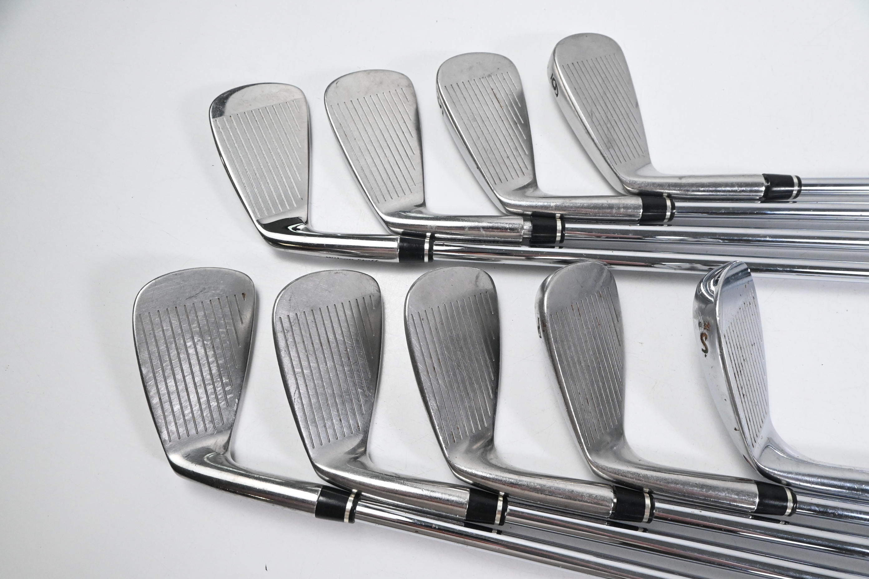 Wilson Pi5 Irons / 3-PW+SW / Regular Flex Dynamic Gold R300 Steel Shafts