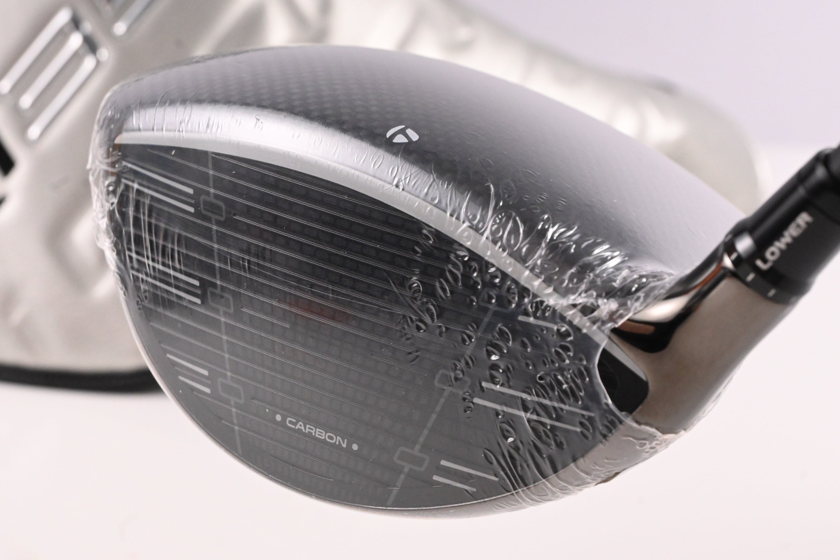 Taylormade Qi35 Driver / 10.5 Degree / Regular Flex Fujikura Ventus Blue 5 Shaft