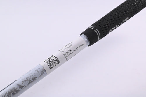 Callaway Elyte X #4 Hybrid / 21 Degree / Regular Flex Denali Charcoal 60 Shaft