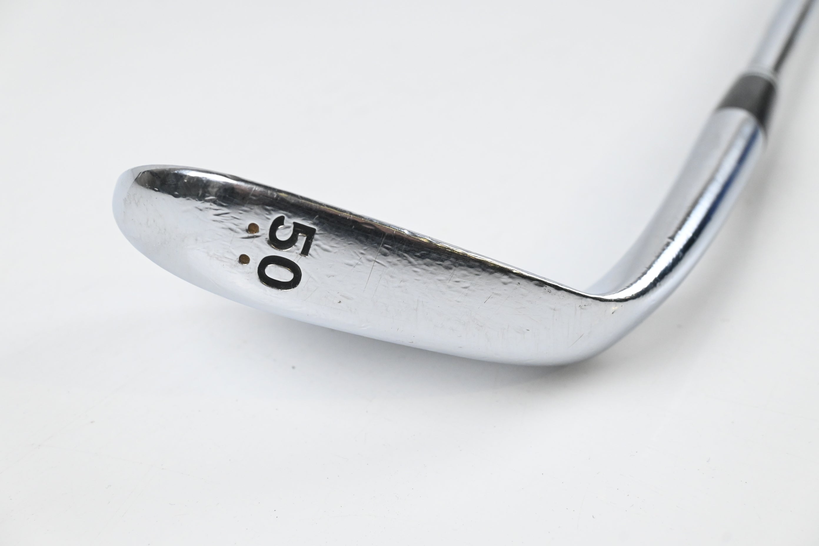 Cleveland 588 RTX Gap Wedge / 50 Degree / Wedge Flex Dynamic Gold Shaft