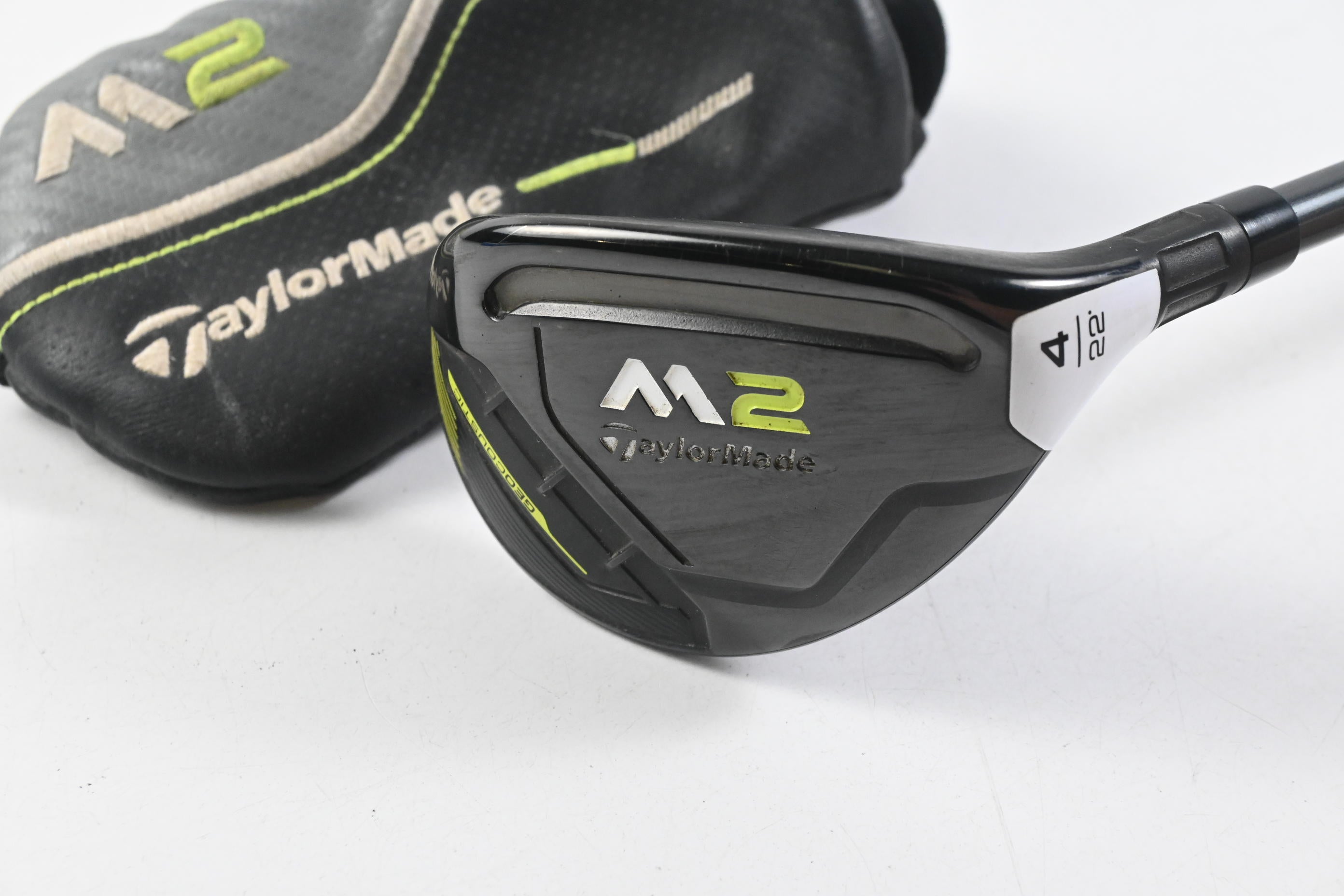 Taylormade M2 2017 #4 Hybrid / 22 Degree / Regular Flex REAX 65 Shaft