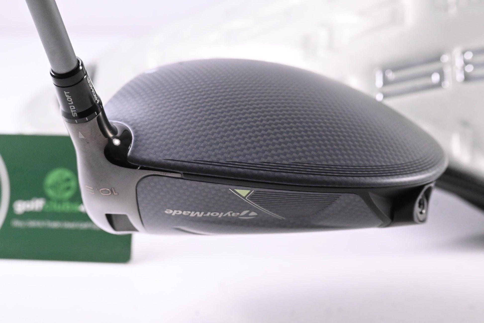 Taylormade Qi35 Driver / 10.5 Degree / Regular Flex Fujikura Airspeeder 50 Shaft