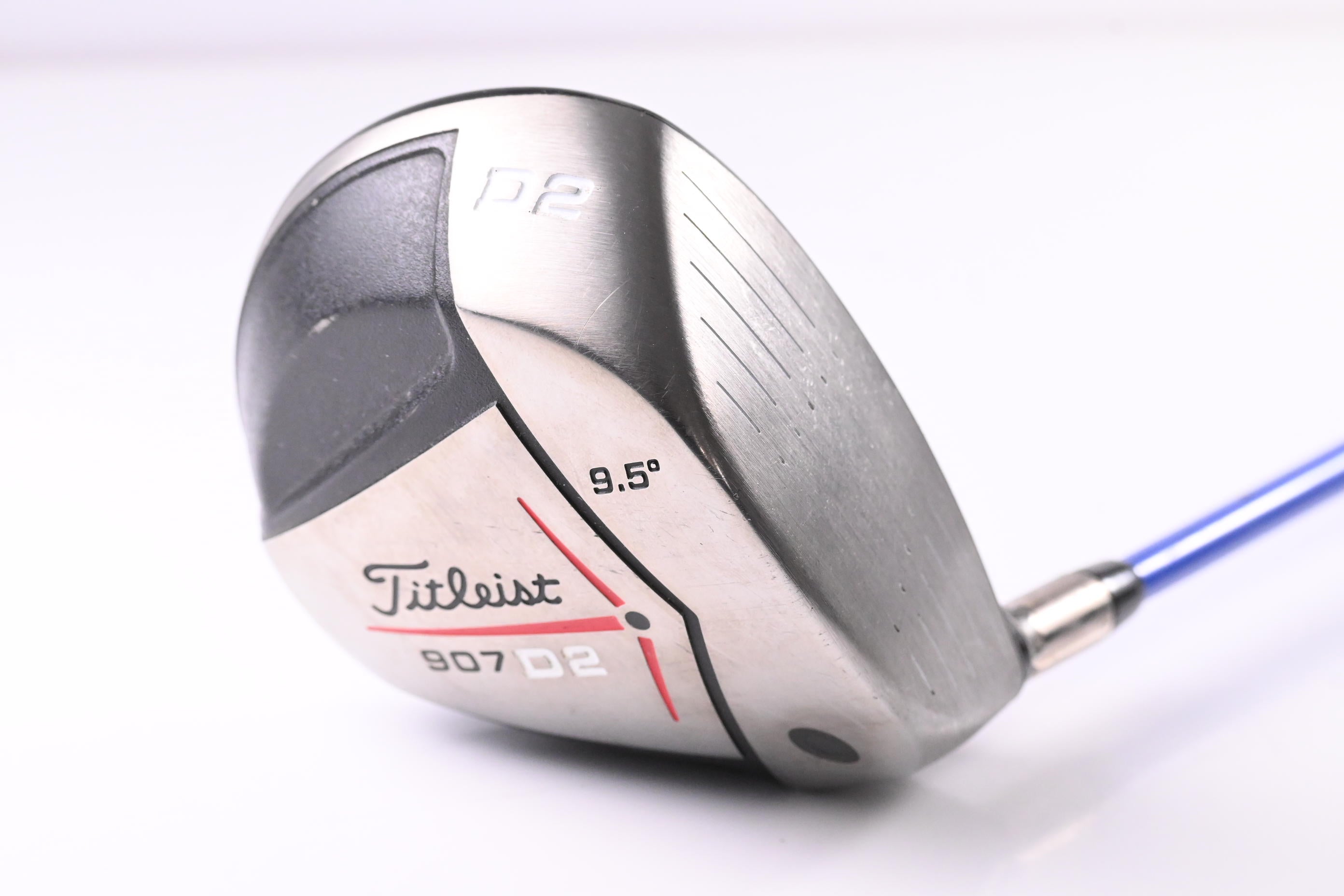 Titleist 907 D2 Driver / 9.5 Degree / Stiff Flex Grafalloy Blue Shaft