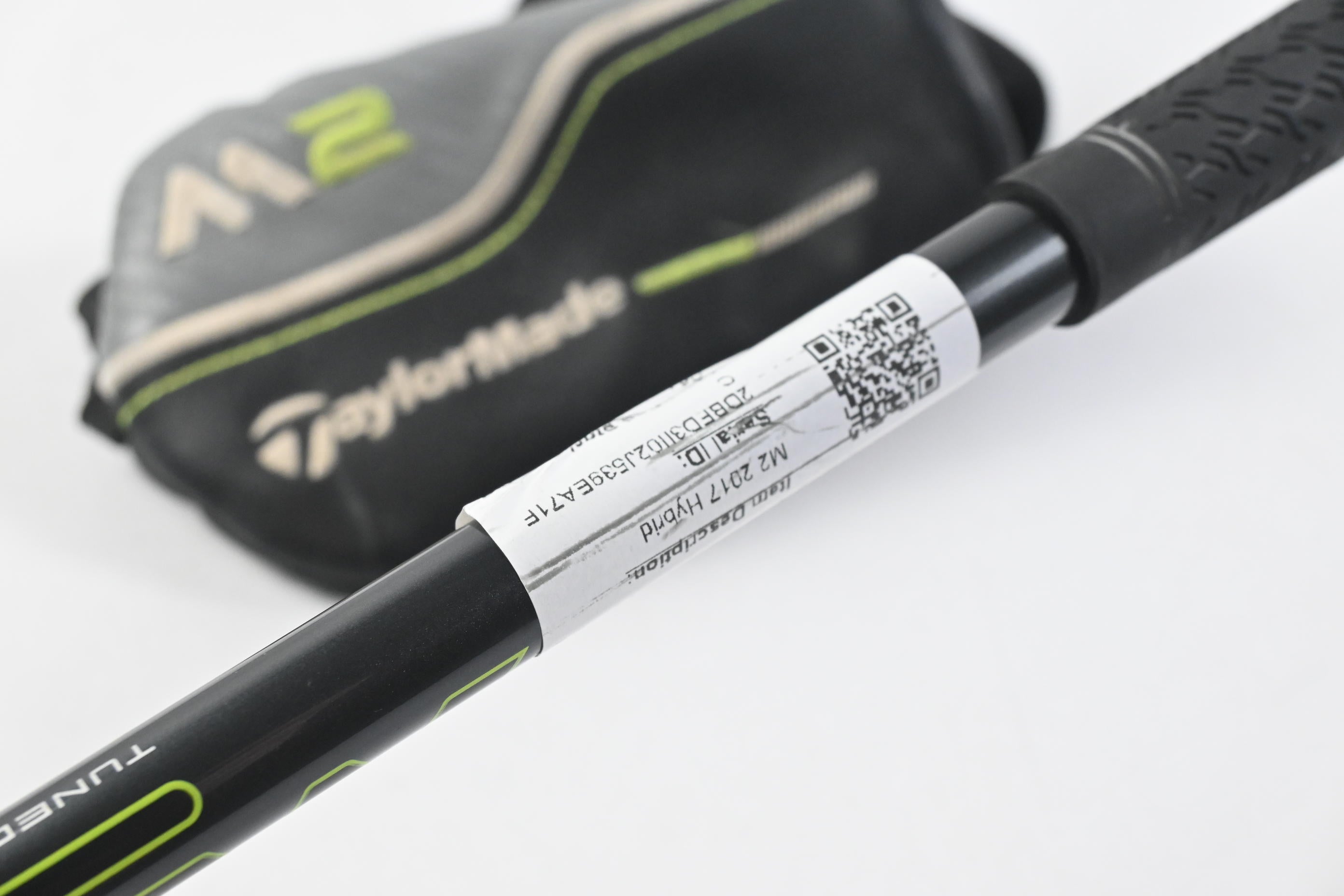 Taylormade M2 2017 #4 Hybrid / 22 Degree / Regular Flex REAX 65 Shaft