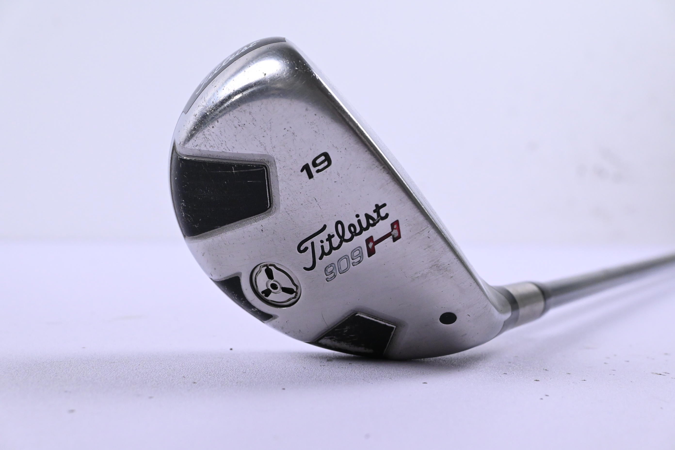 Titleist 909H #3 Hybrid / 19 Degree / Regular Flex Diamana 80 Shaft