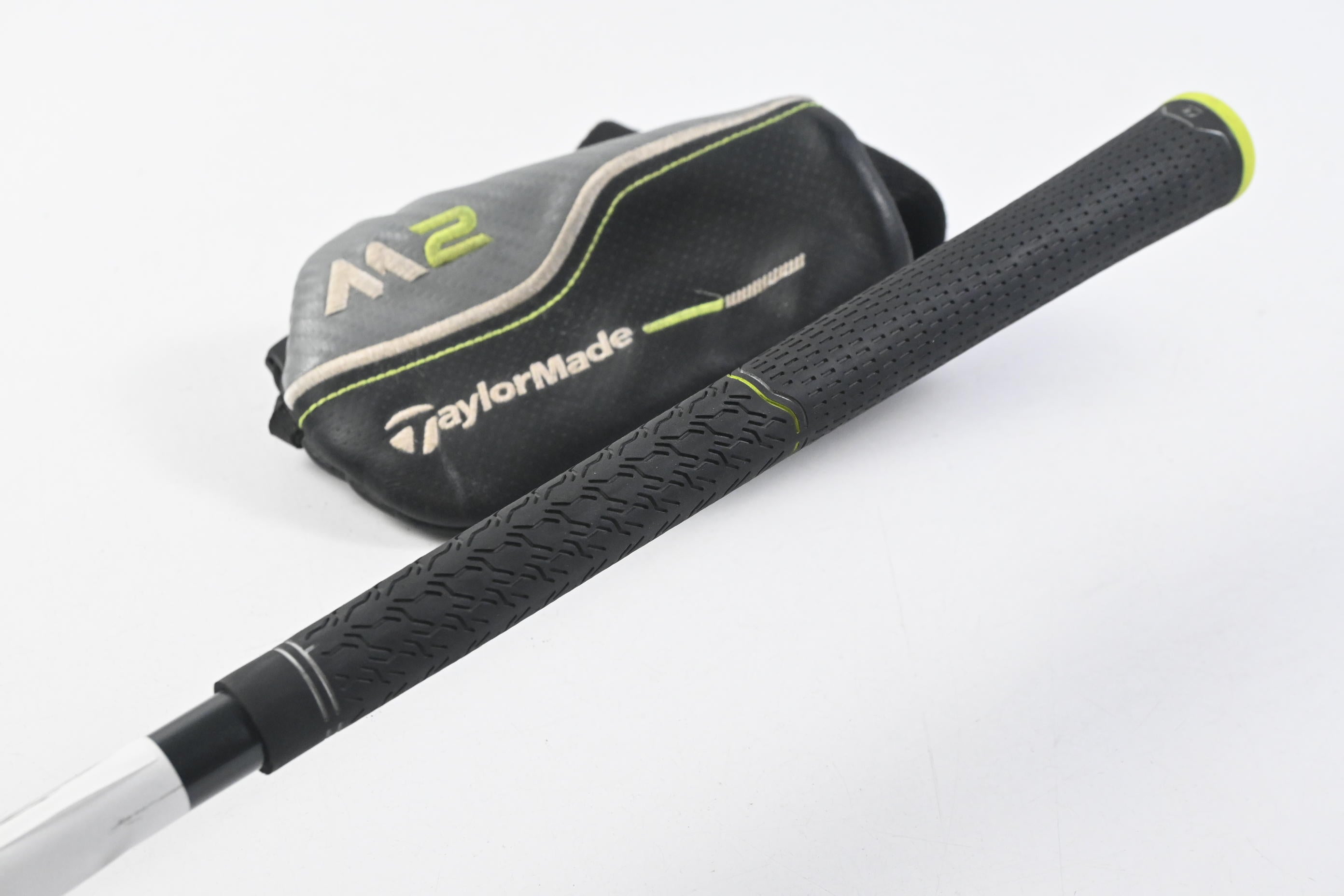 Taylormade M2 2017 #4 Hybrid / 22 Degree / Regular Flex REAX 65 Shaft