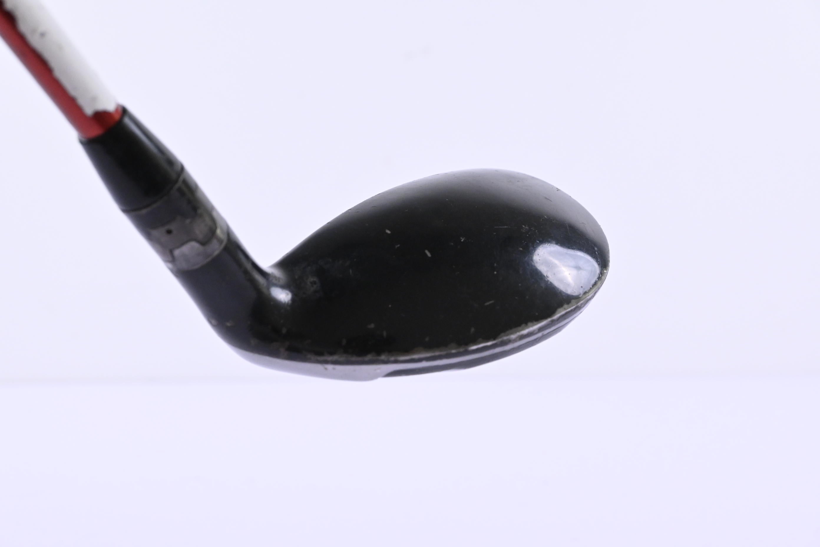 Titleist 910H #3 Hybrid / 21 Degree / Regular Flex Diamana 'ilima 70 Shaft